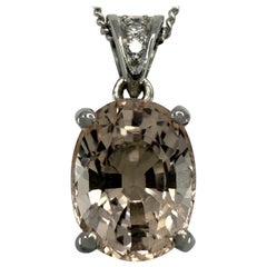 2.20ct Peach Orange Pink Morganite
Diamond Platinum Oval Cut Solitaire Pendant 2.20ct Peach Orange Pink Morganite
Diamond Platinum Oval Cut Solitaire Pendant