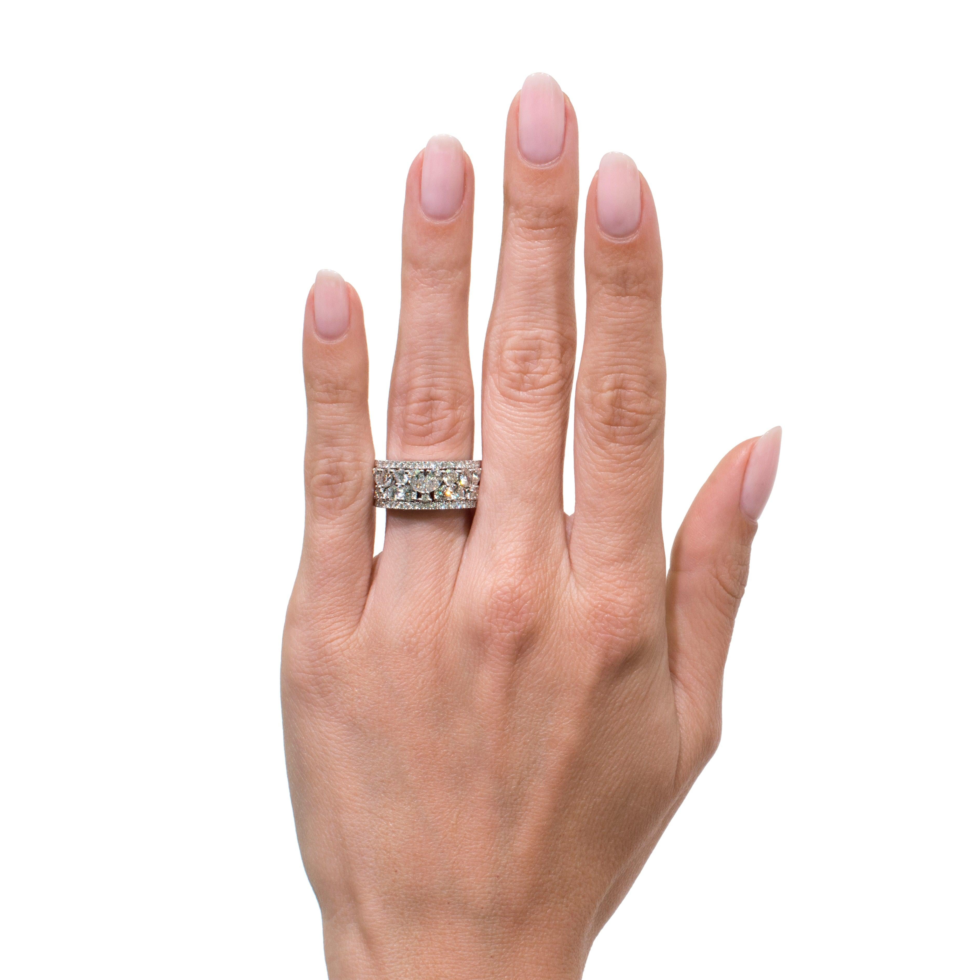 2.20ct Pear and Round Brilliant Cut Diamond Ring in 18k White Gold For ...