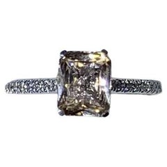 2.20ct Pink sapphire diamond’s engagement ring in platinum.