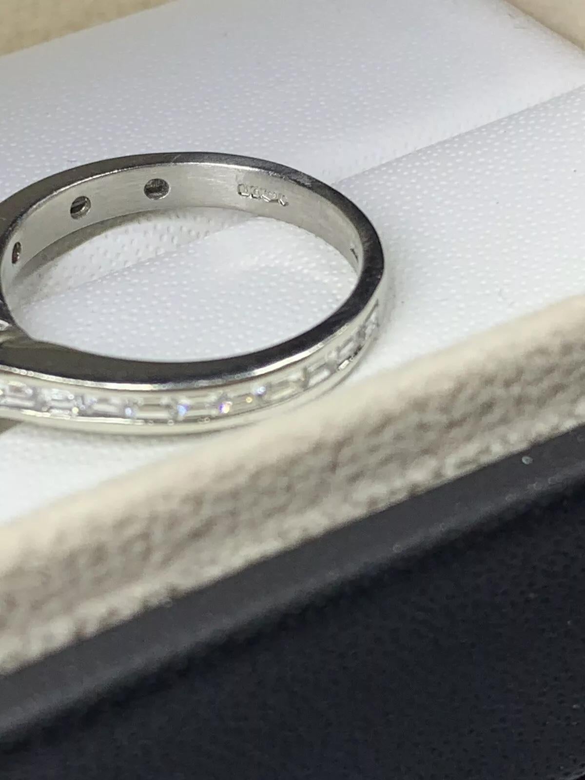 2.20ct Ruby and baguette diamond engagement ring in platinum. For Sale 1