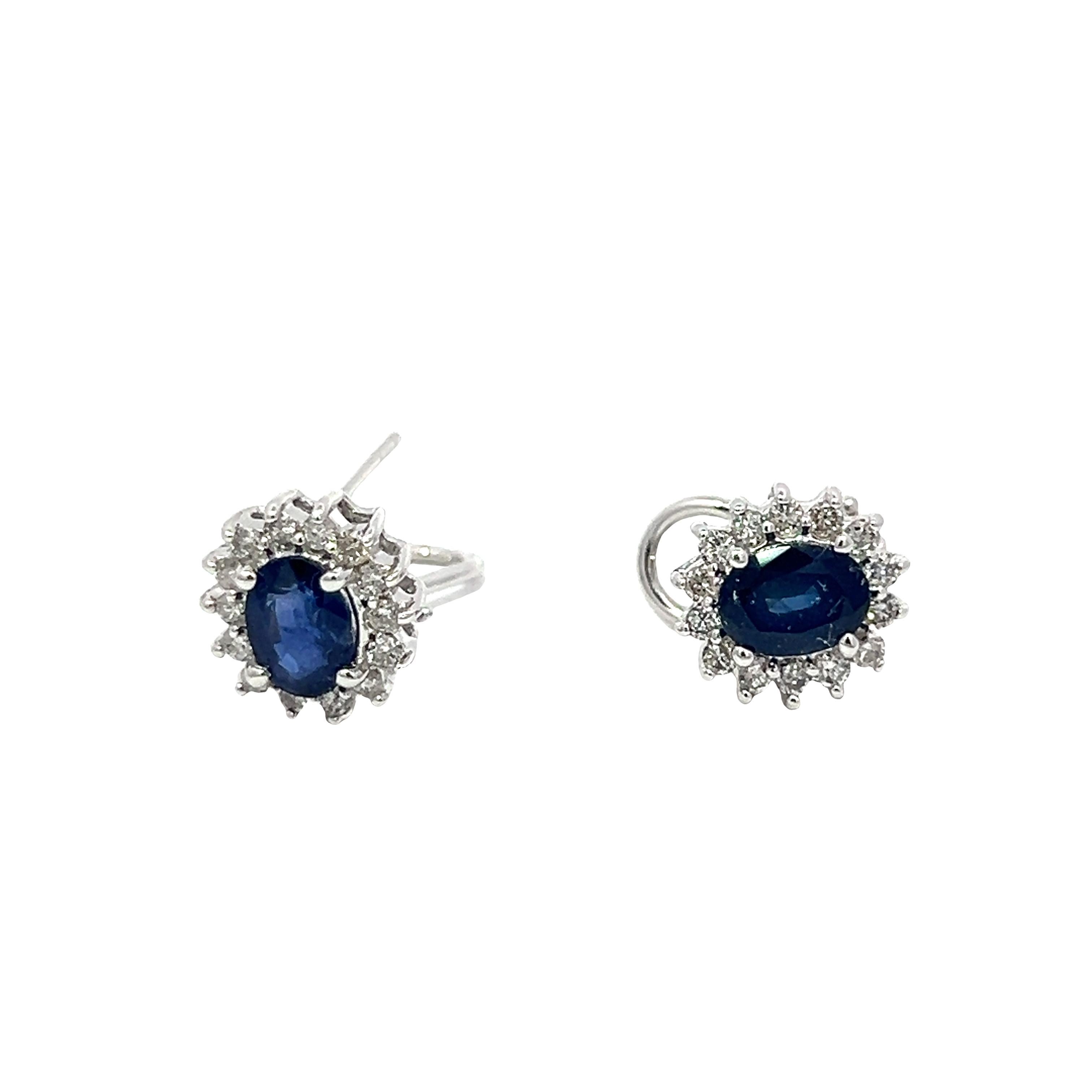  - Ces superbes boucles d'oreilles sont fabriquées par un bijoutier professionnel dans le quartier des diamantaires de New York. Les diamants sont d'une qualité exceptionnelle, donnant un éclat blanc sibérien, il possède des saphirs ovales bleus qui