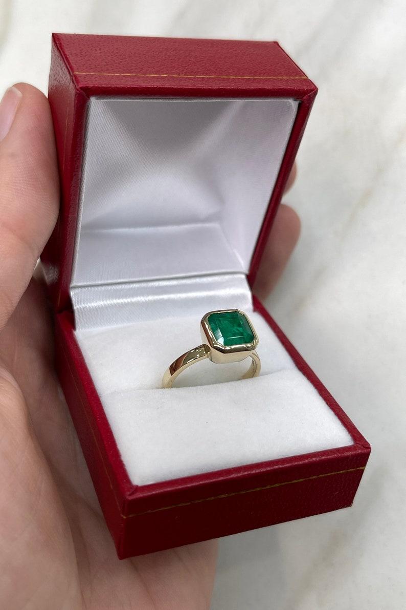 2.20cts Asscher Cut Bezel Set Emerald Solitaire Ring 14K, Emerald Ring 14K Neuf - En vente à Jupiter, FL
