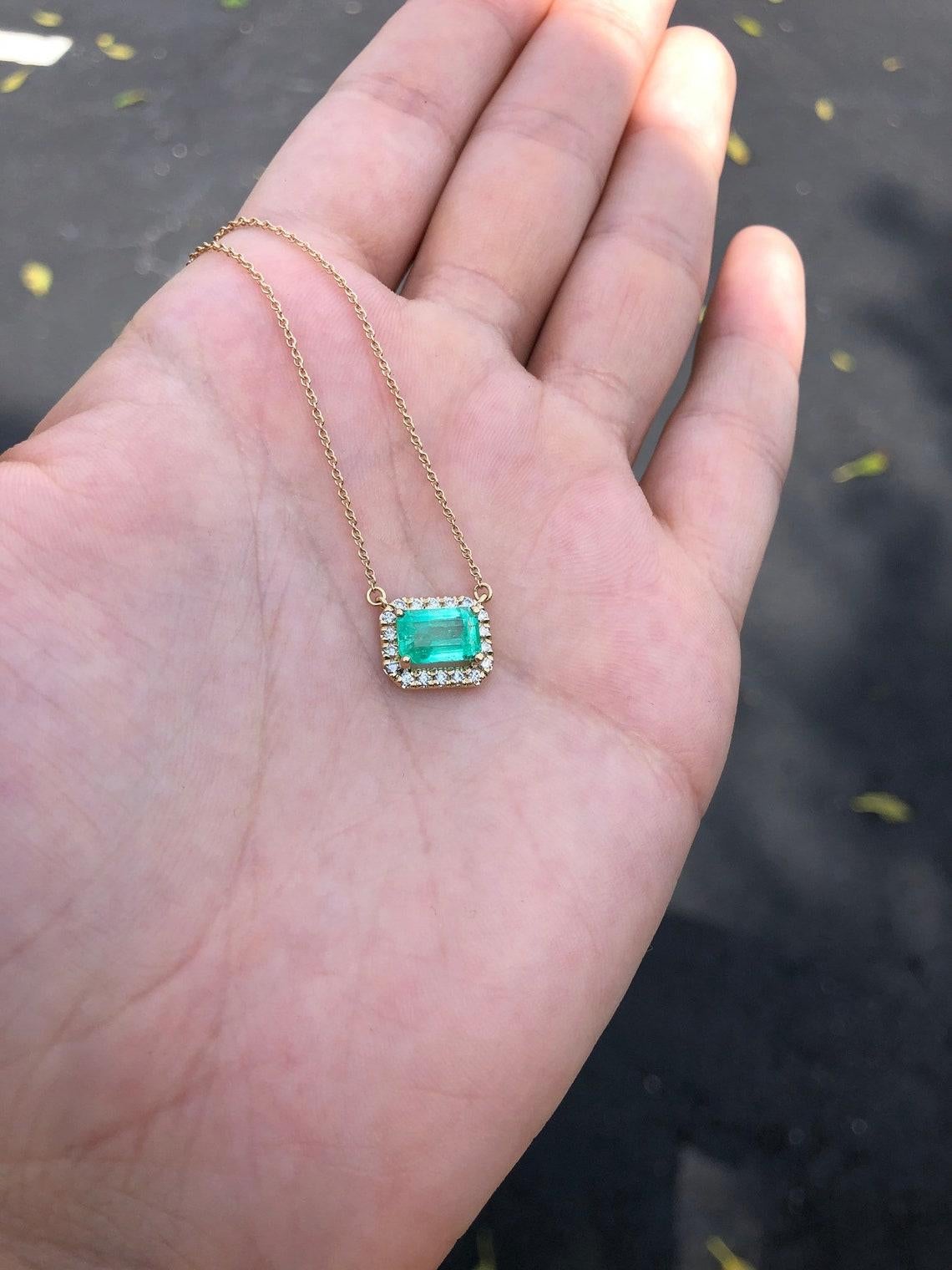 2.20tcw 14K East to West Emerald & Diamond Halo Necklace May Birthstone Jewelry In New Condition For Sale In Jupiter, FL