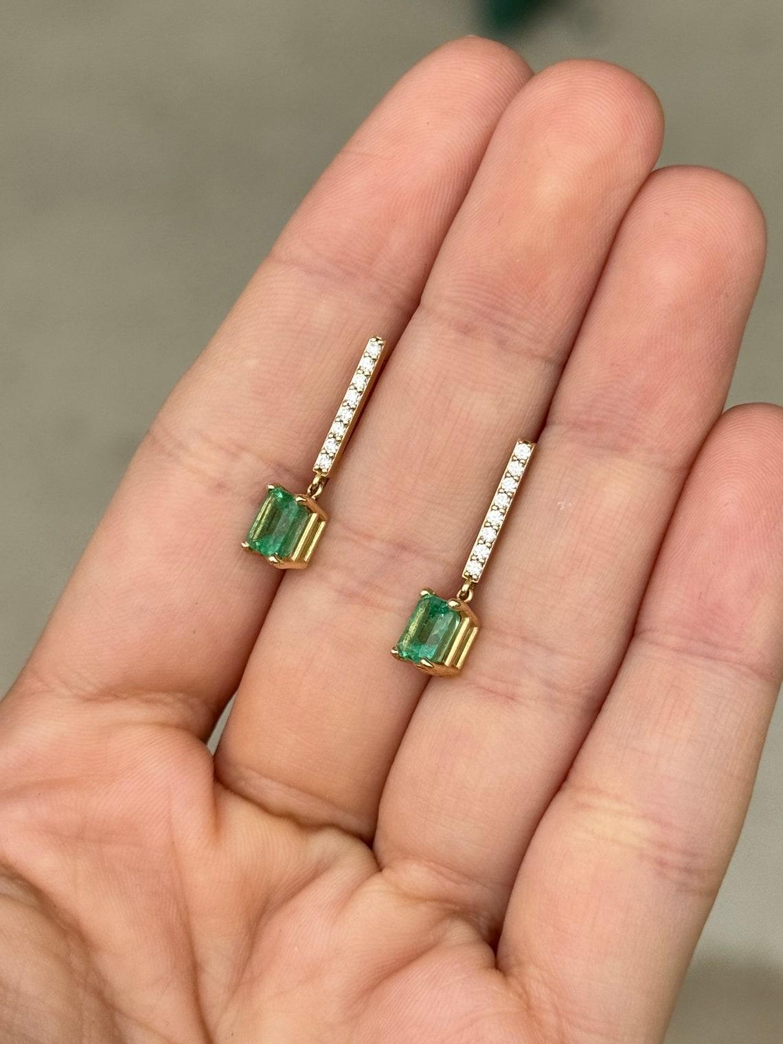 Modern 2.20tcw 14K Natural Emerald Diamond Bar Dangle Earrings Prong Set Pave Gold 585 For Sale