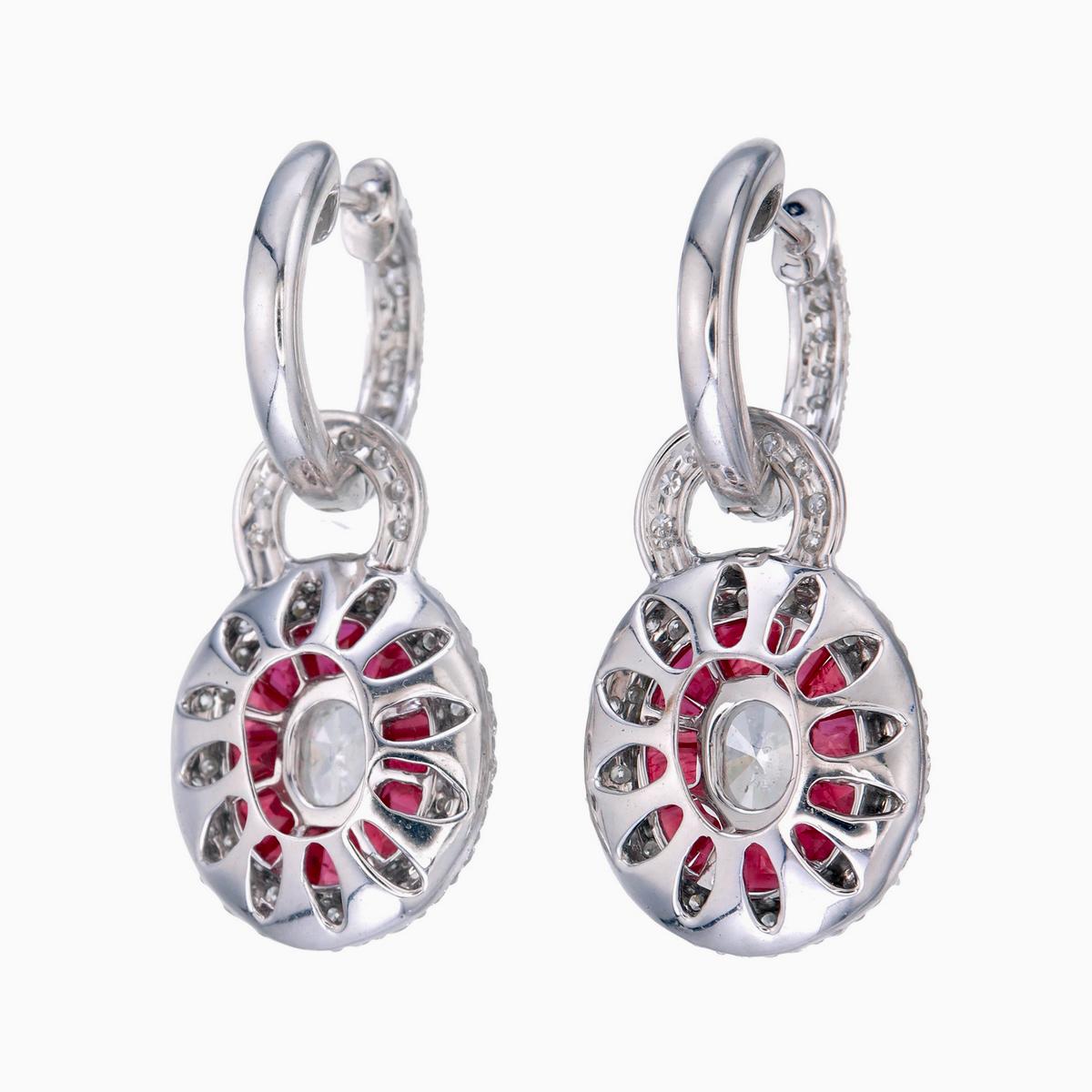 Moderno Orecchini con rubino di Birmania senza calore e diamanti da 2,21 carati in oro bianco da 18 carati in vendita