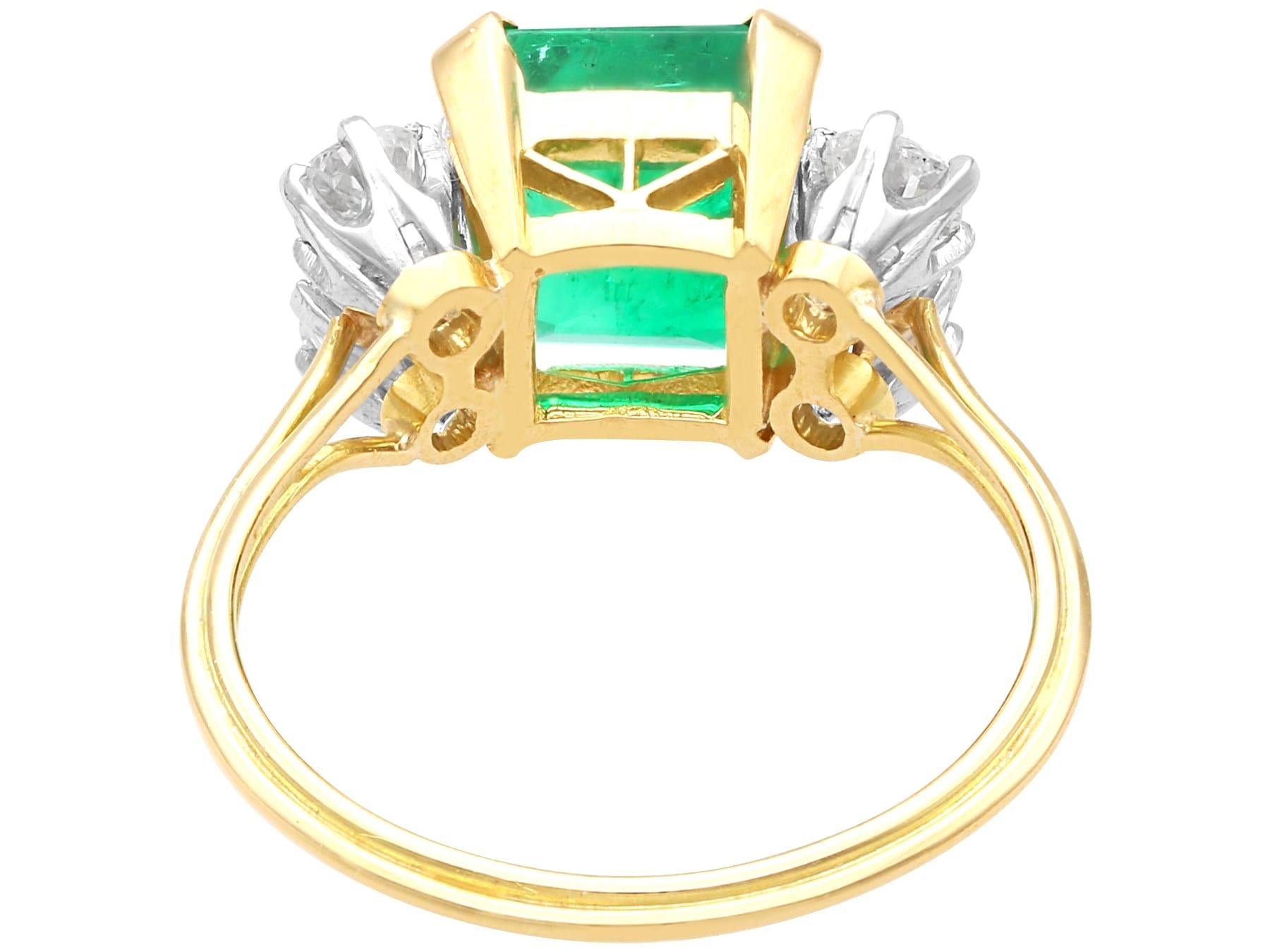 Bague en or jaune 18 carats, émeraude de 2,21 carats et diamants de 0,60 carat, c. 1935 Unisexe en vente