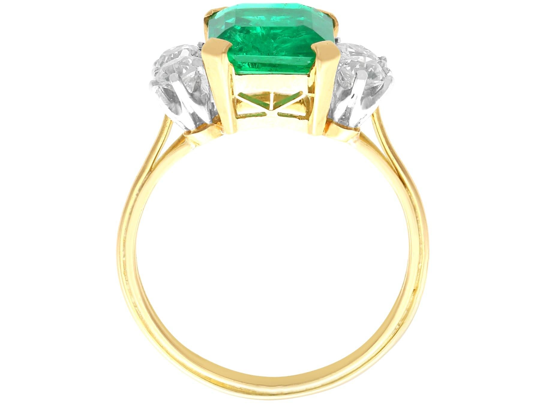 Bague en or jaune 18 carats, émeraude de 2,21 carats et diamants de 0,60 carat, c. 1935 en vente 1