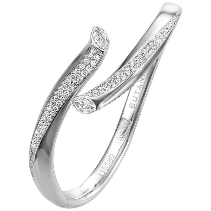 2.21 Carat Marquise Round Diamond 18 Karat White Gold Bangle Bracelet ...