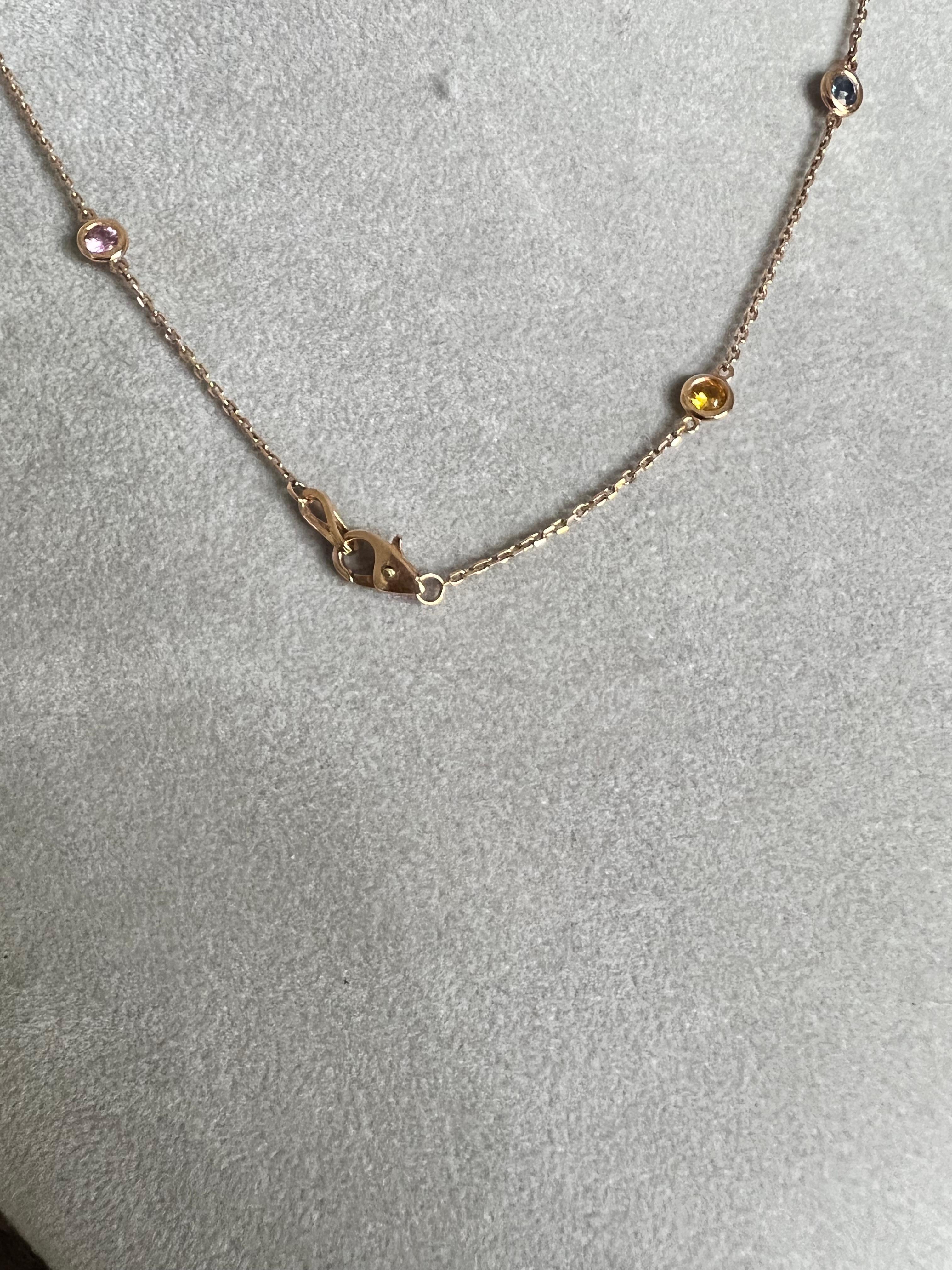 Round Cut 2.21 Carat Natural Multi Color Sapphire Rose Gold Chain Necklace  For Sale