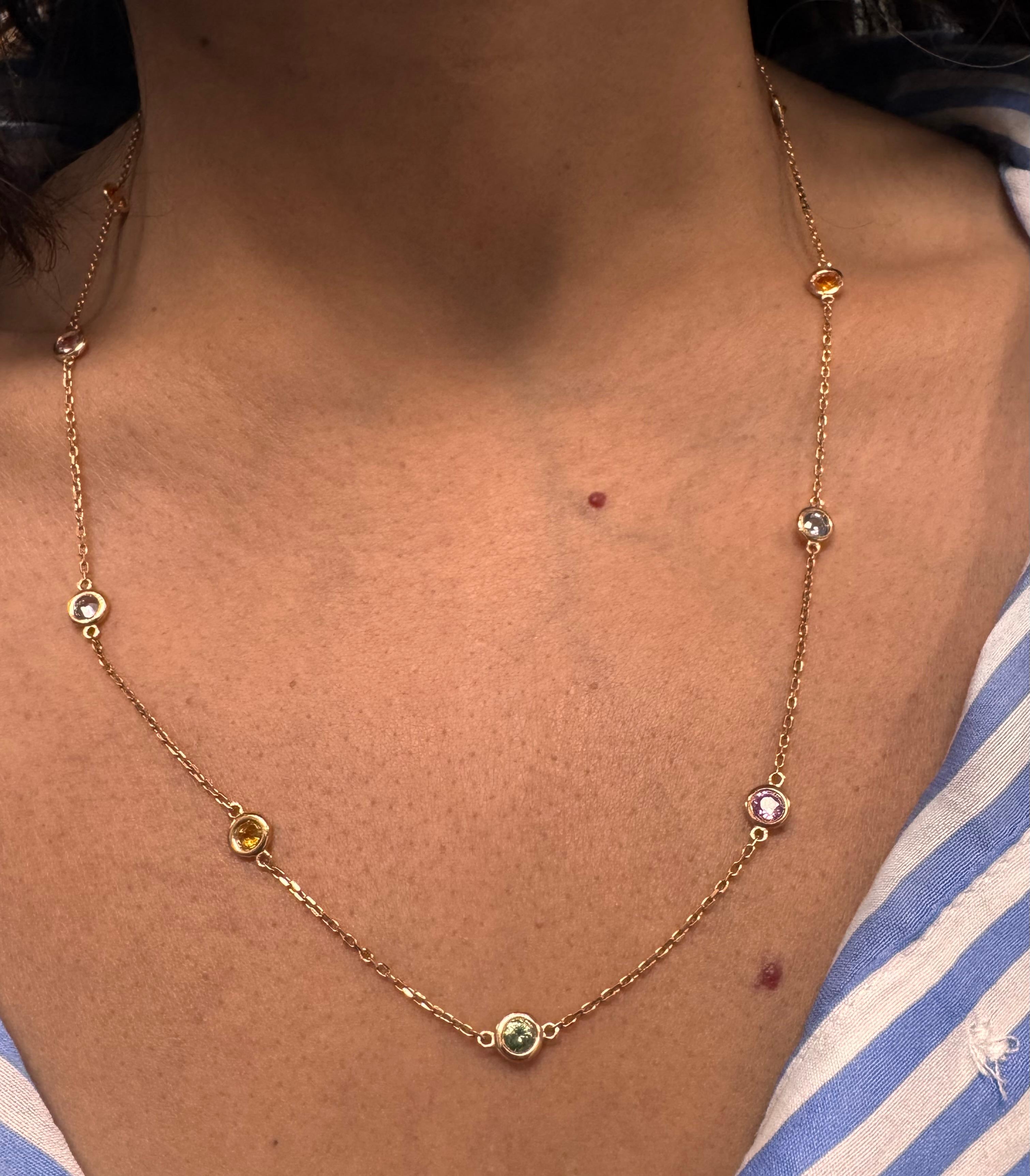 2,21 Karat natürlicher mehrfarbiger Regenbogensaphir nach Yard Rose Gold Kette Halskette (Zeitgenössisch) im Angebot