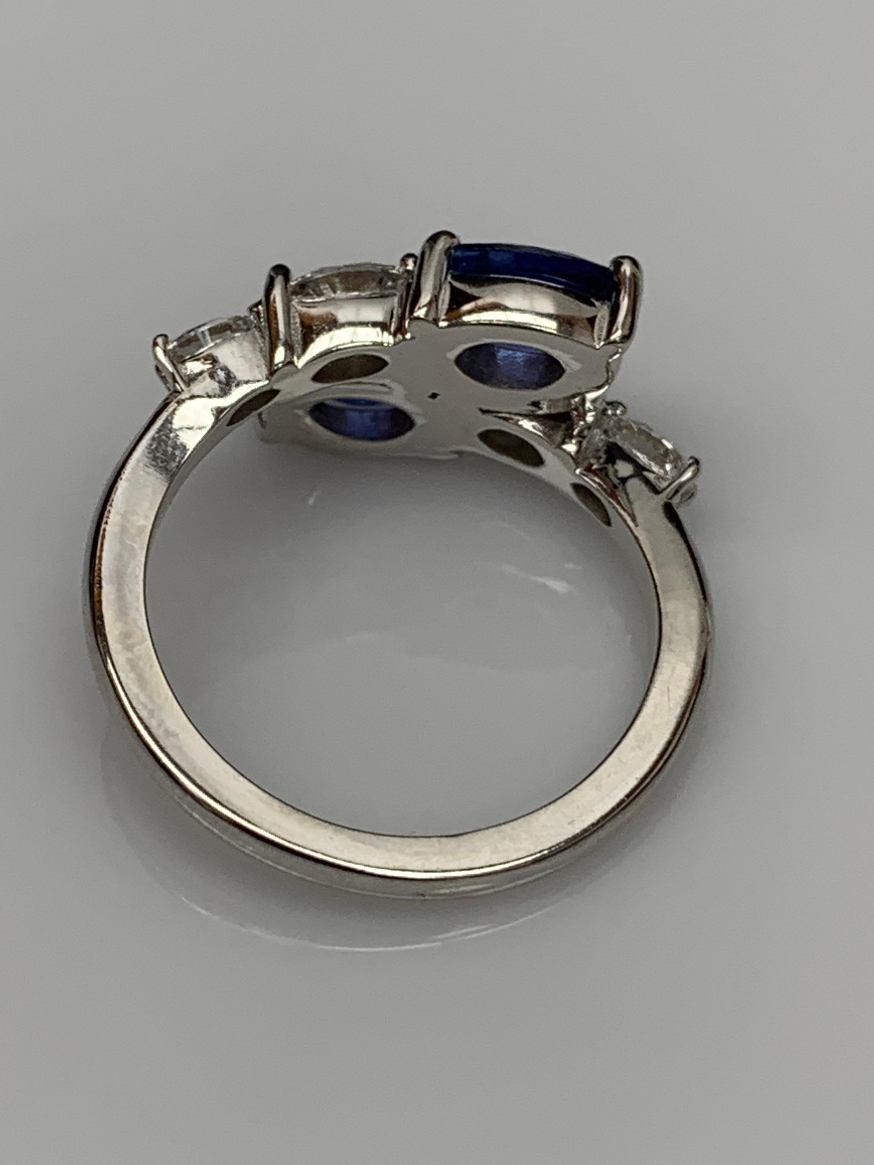2,21 Karat Ovalschliff Saphir Diamant Toi et Moi Verlobungsring aus 14K Weißgold im Angebot 12