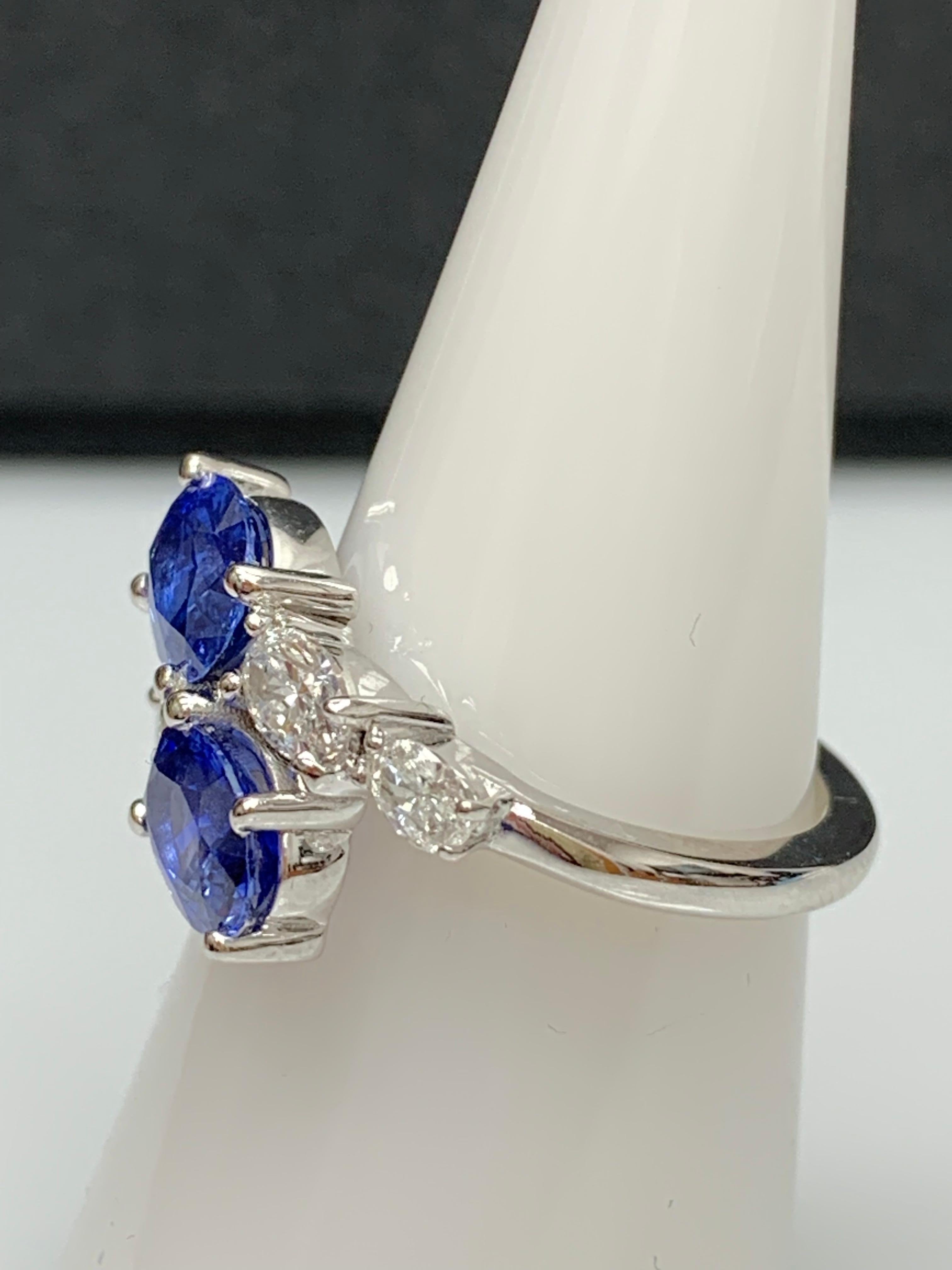 2,21 Karat Ovalschliff Saphir Diamant Toi et Moi Verlobungsring aus 14K Weißgold im Angebot 14