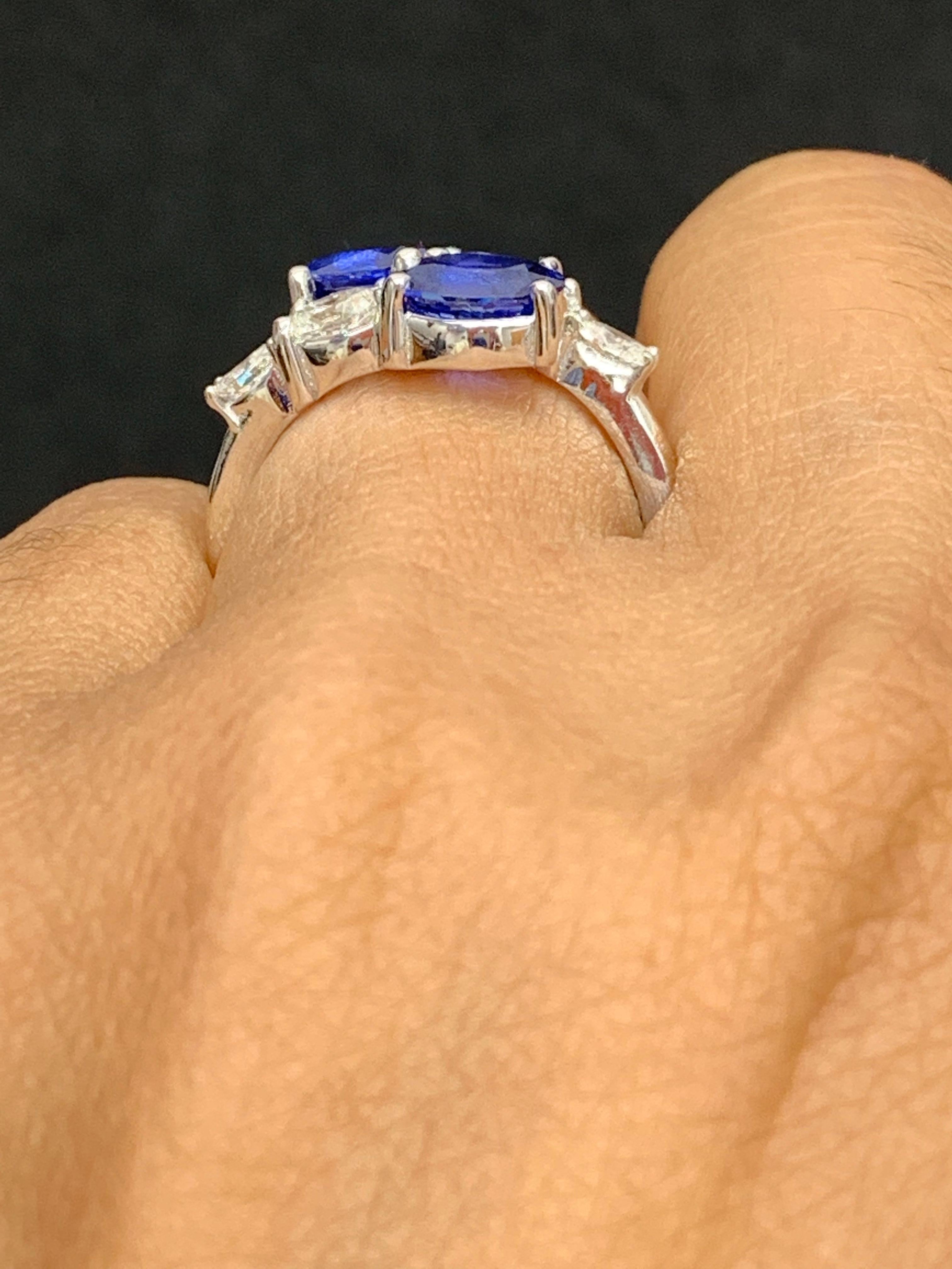2,21 Karat Ovalschliff Saphir Diamant Toi et Moi Verlobungsring aus 14K Weißgold im Angebot 4