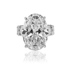 22.1 Carat Oval Diamond Ring Brilliant White 18K Gold High Jewellery Supremacy