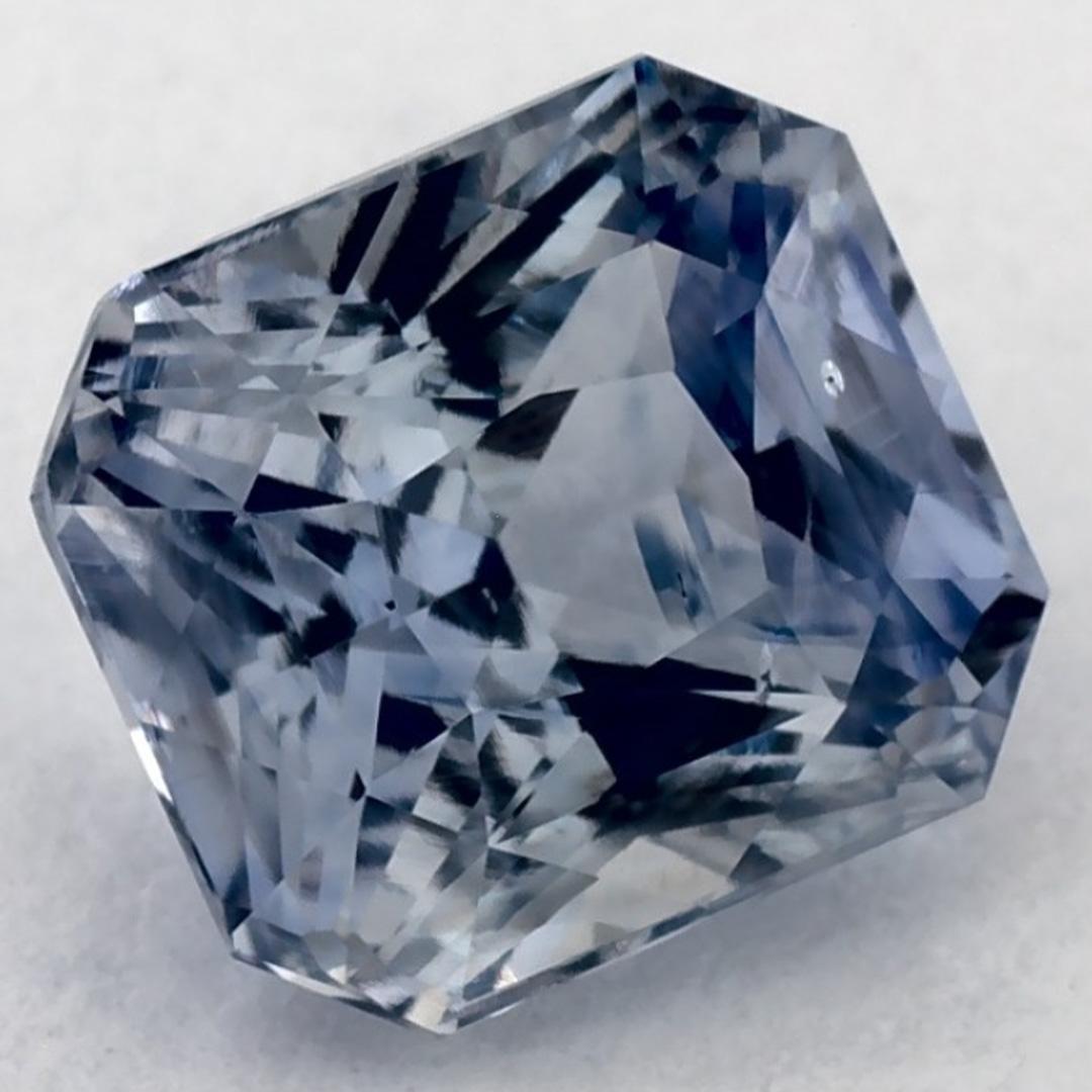 Taglio smeraldo 2.21 carati di zaffiro blu ottagonale sfuso in vendita