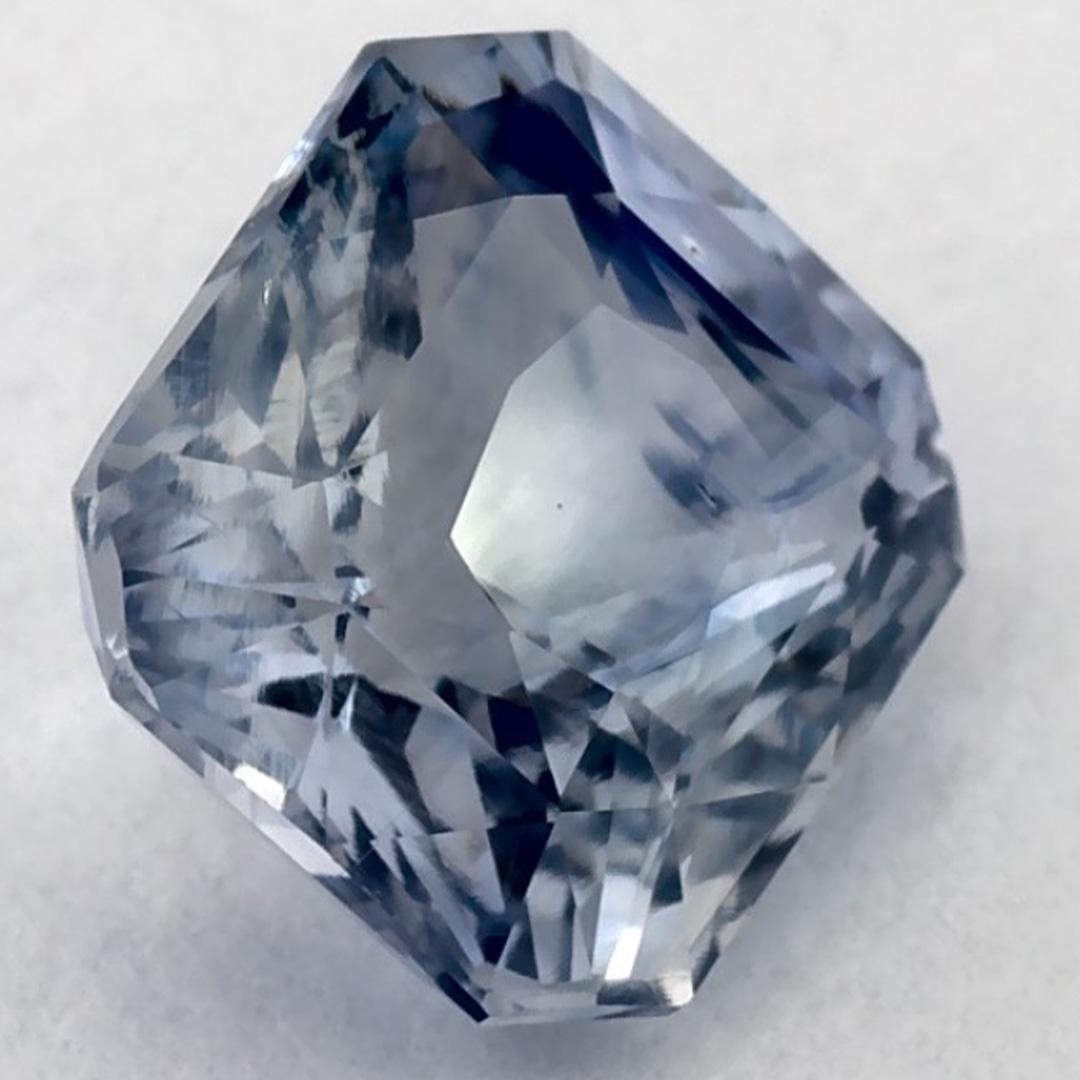2.21 carati di zaffiro blu ottagonale sfuso in vendita 2