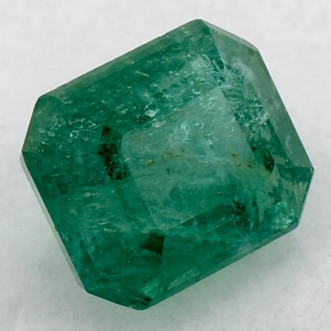2.21 Ct Emerald Octagon Cut Loose Gemstone In New Condition For Sale In Fort Lee, NJ