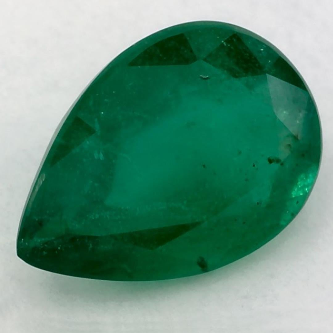Taille poire 2.21 Ct Emerald Pear Loose Gemstone (pierre précieuse en vrac) en vente
