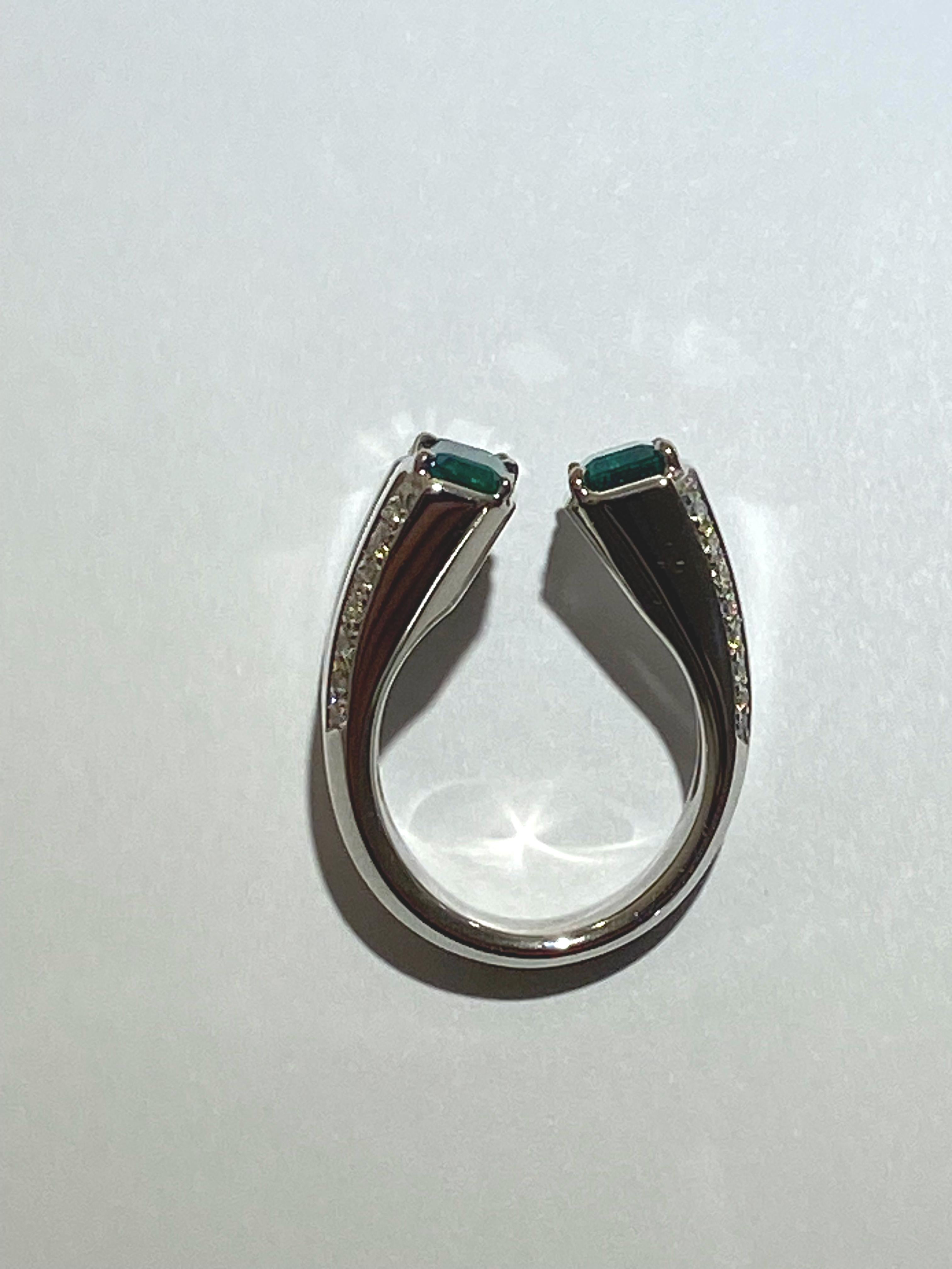 SCAVIA Green Emerald Rectangular Step Cut And Diamonds Pavè 18K White Gold Ring For Sale 1
