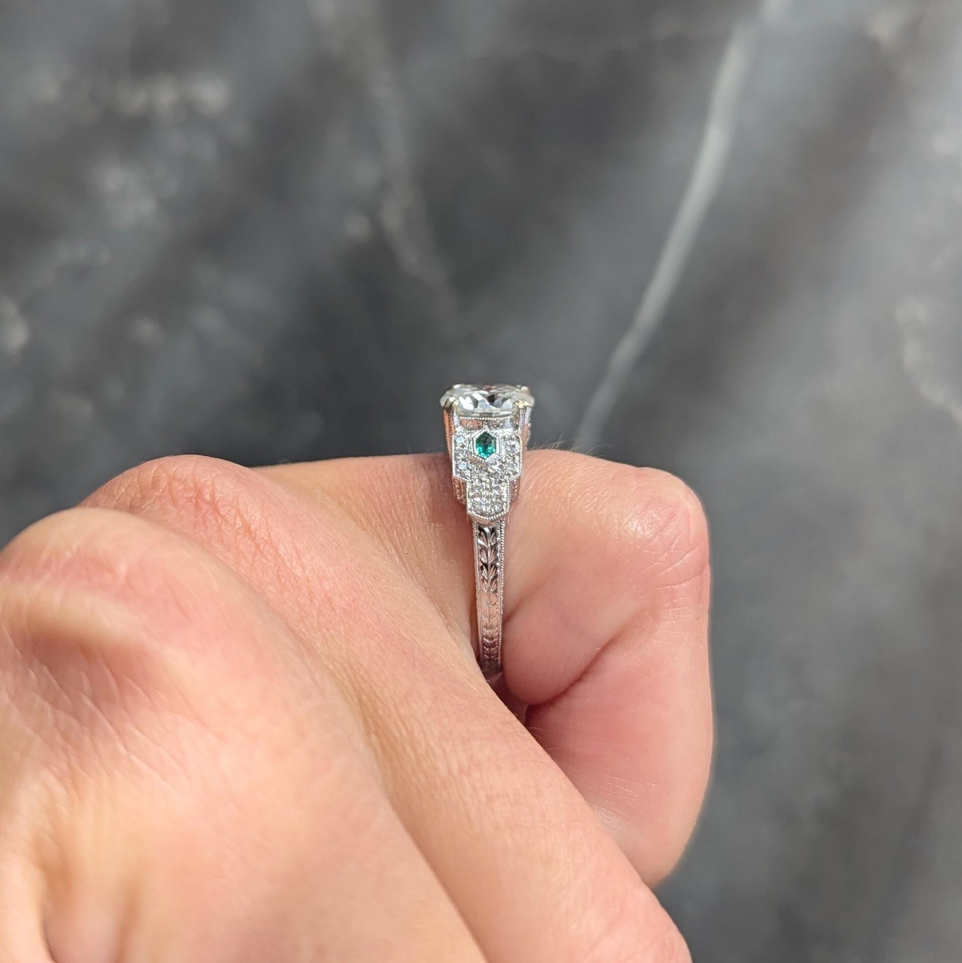 2,21 CTW Alter europäischer Diamant Smaragd 18 Karat Weißgold Verlobungsring GIA im Angebot 7