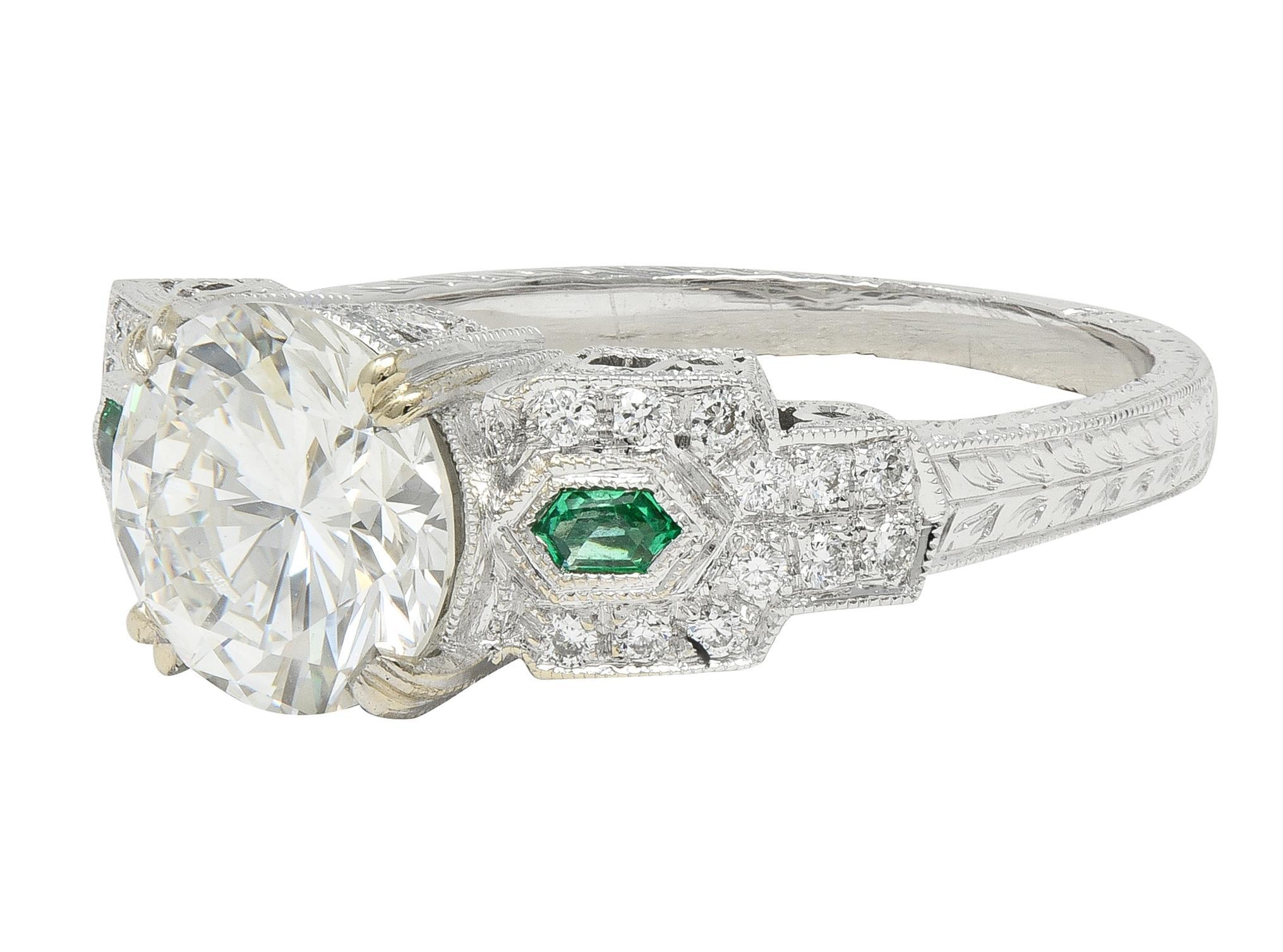 2,21 CTW Alter europäischer Diamant Smaragd 18 Karat Weißgold Verlobungsring GIA im Angebot 2