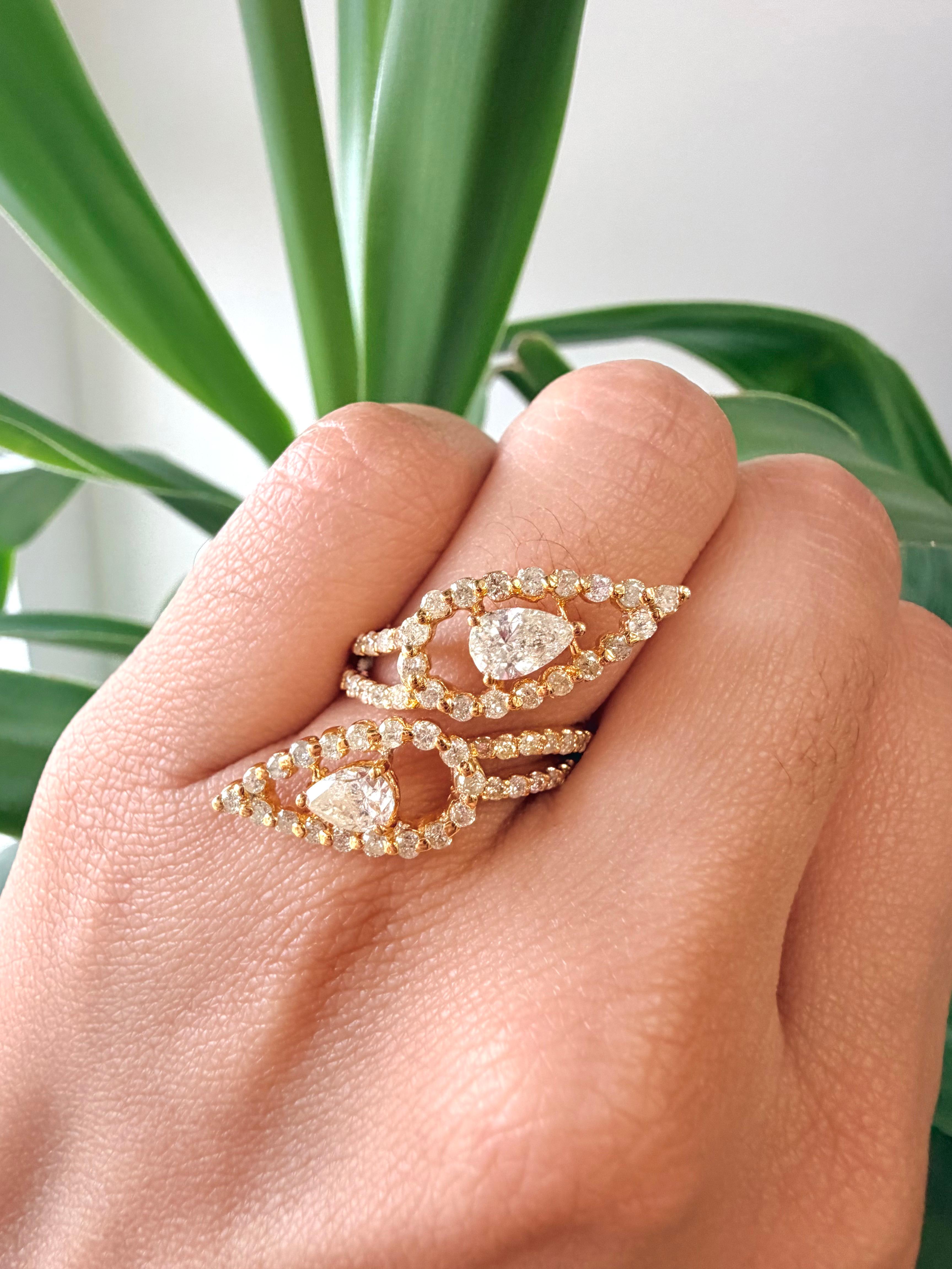 Anello Cocktail con diamante giallo da 2,21 CTW in oro bicolore 18k In condizioni Nuovo in vendita a Houston, TX