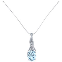 2.21 Oval Blue Aquamarine and Diamonds 18 Karat Gold Pendant Necklace Waterfall