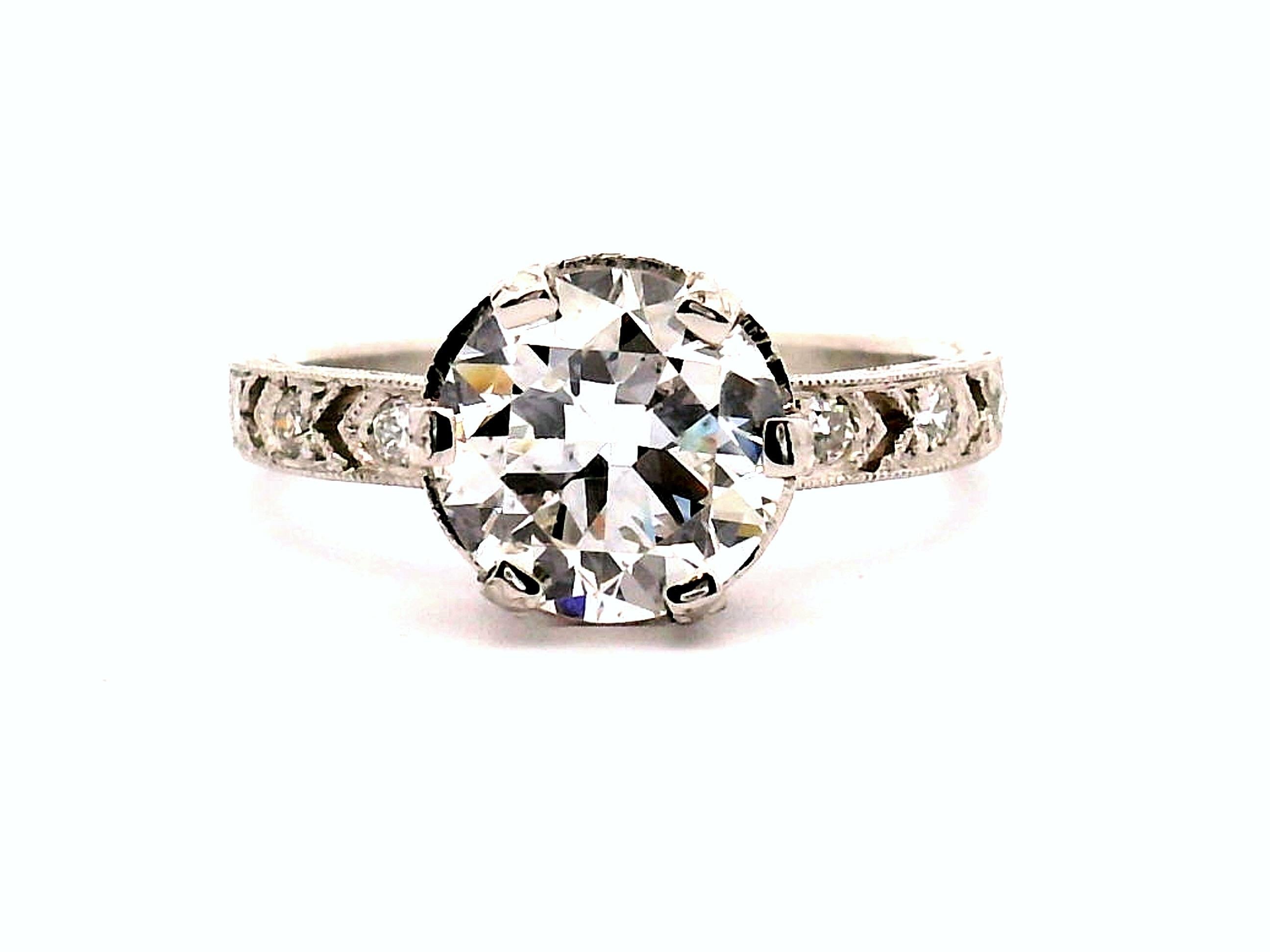 2,21ct. Damen-Verlobungsring aus Platin im Angebot 2