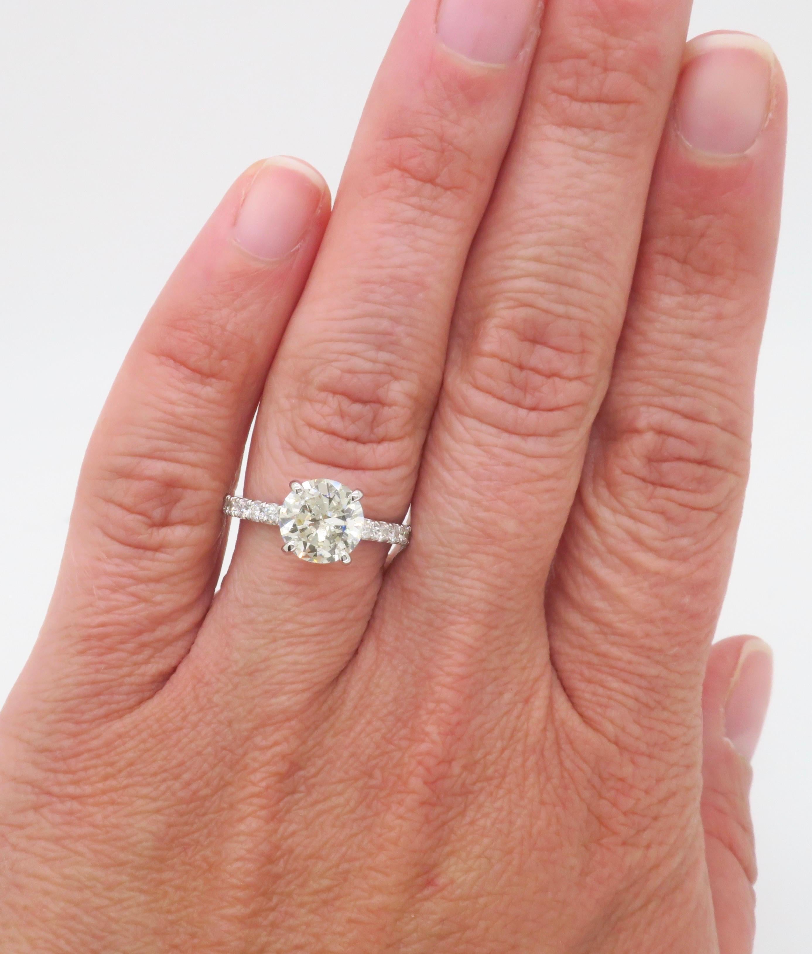 2.21ctw Round Diamond Engagement Ring in 14k White Gold  2