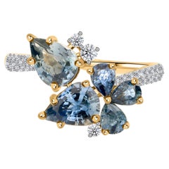 2.22 Carat Blue Sapphire 0.22 Carat SI/H Diamond Ring 14 Karat Yellow Gold
