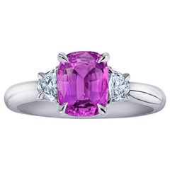 Anillo de zafiro rosa y diamante en cojín de 2,22 quilates