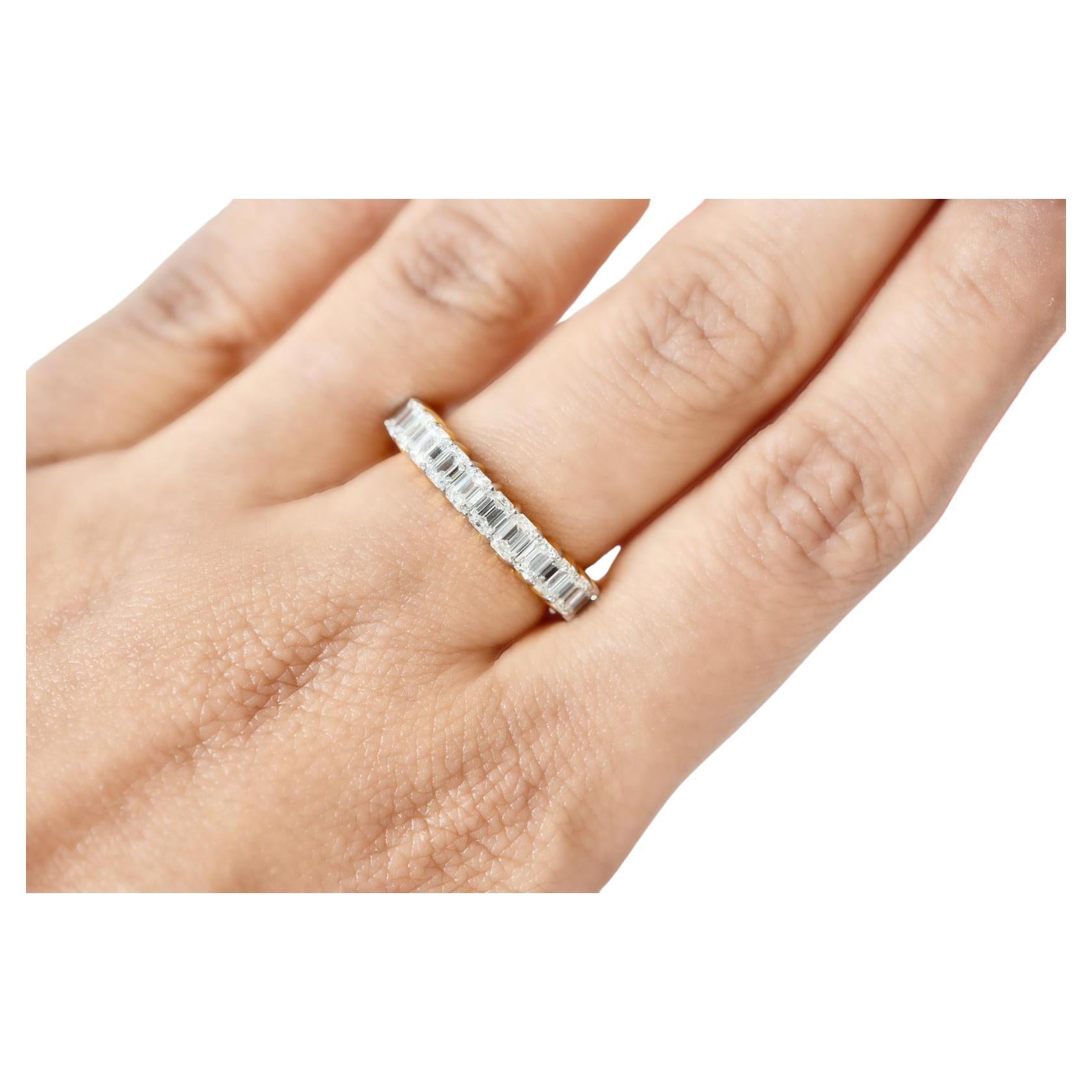 2.22 Carat Diamond Ring VS Clarity For Sale