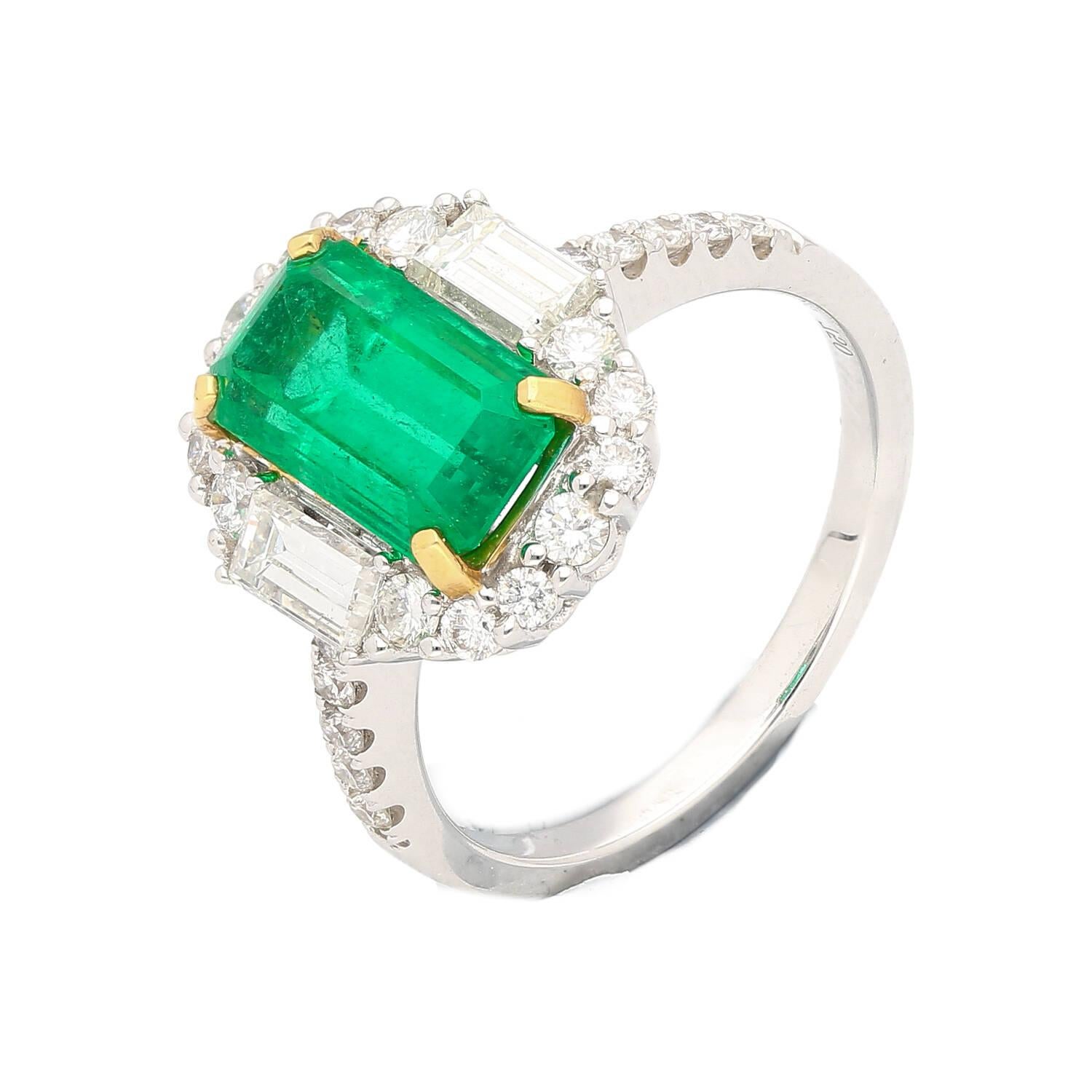 2.22 Carat Emerald Cut Natural Colombian Emerald & Baguette Diamond Ring For Sale 1