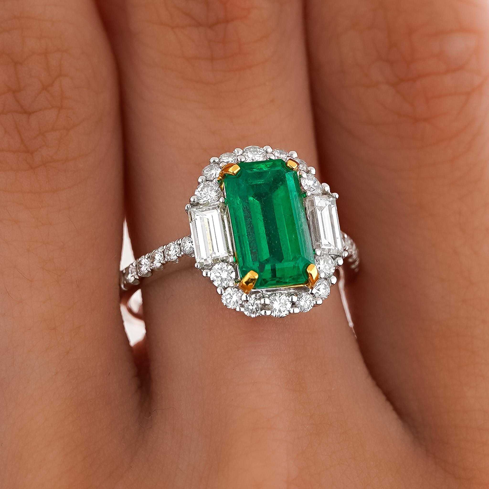 2,22 Karat Smaragdschliff natürlicher kolumbianischer Smaragd & Baguette-Diamant Ring im Angebot 6