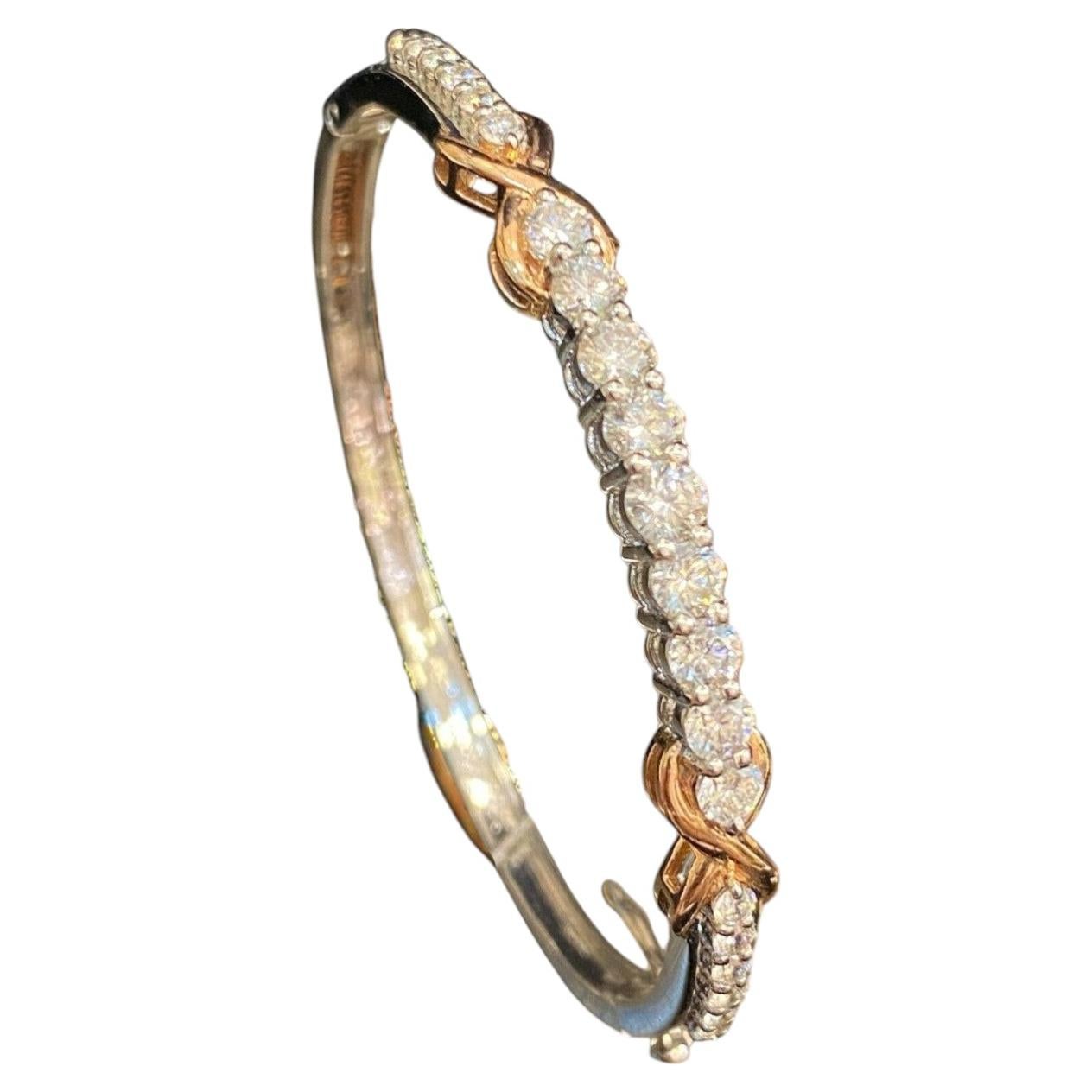 2.22 Carat F/VS1 Round Brilliant Diamonds Statement Bracelet in 18K White Gold