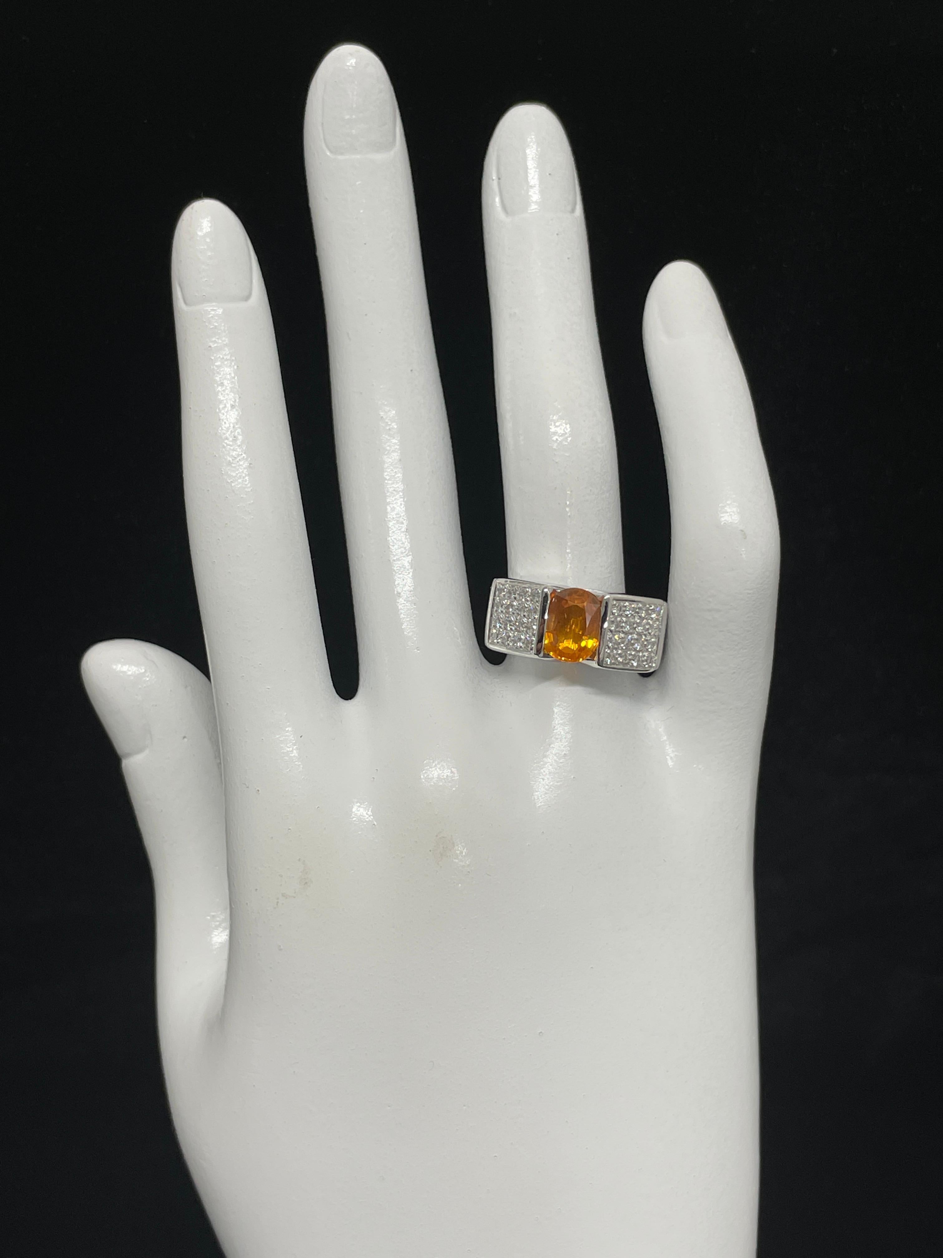 2.22 Carat Natural Yellow Sapphire and Diamond Ring Set in 18 Karat Gold For Sale 1