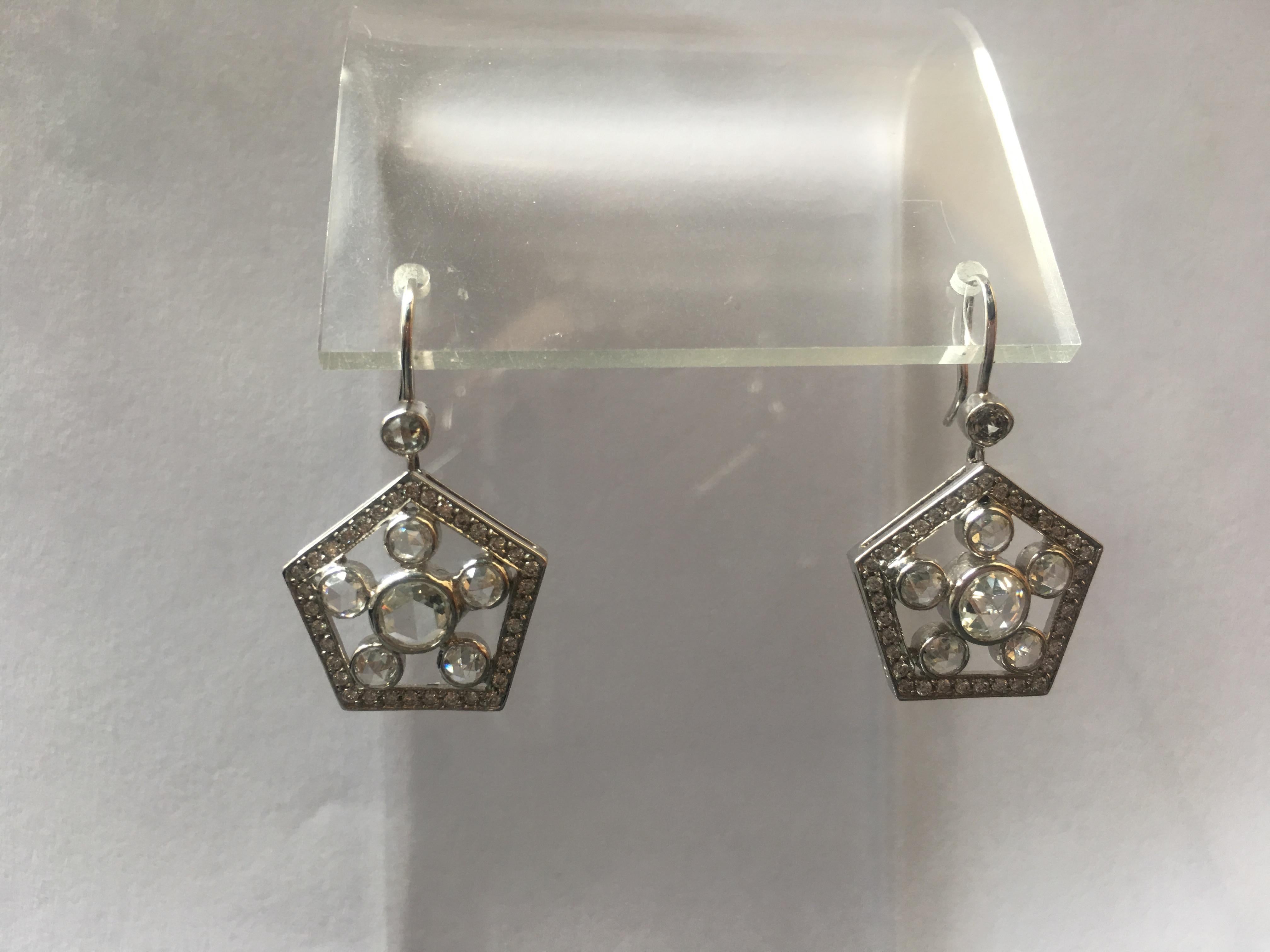 Contemporary 2.22 Carat White Rose Cut Diamond Dangle Earrings in 18 Karat White Gold For Sale