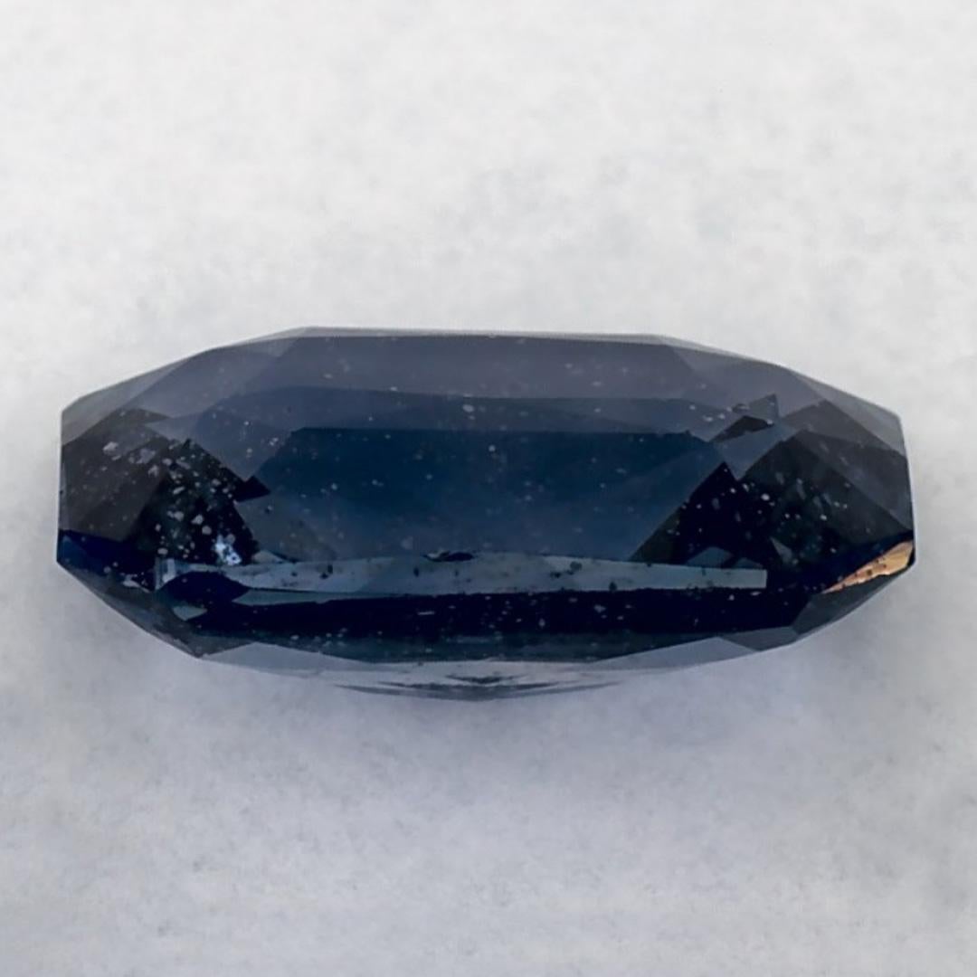 Women's or Men's 2.22 Ct Blue Sapphire Octagon Cut Loose Gemstone For Sale