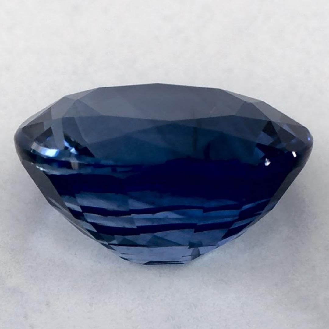 2.22 Ct Blue Sapphire Oval Loose Gemstone In New Condition For Sale In Fort Lee, NJ