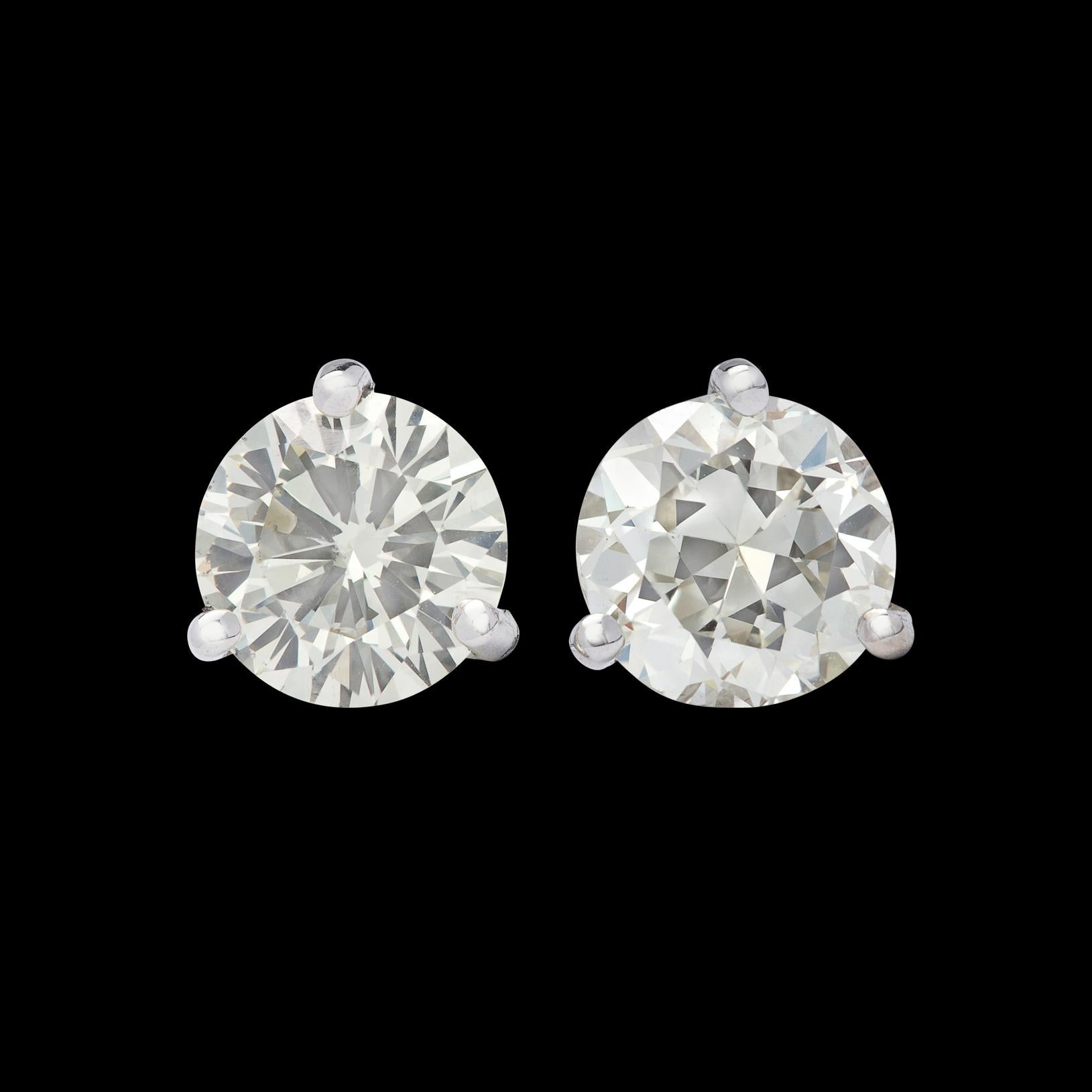 Women's or Men's 2.22 Carat Diamond Solitaire Stud Earrings