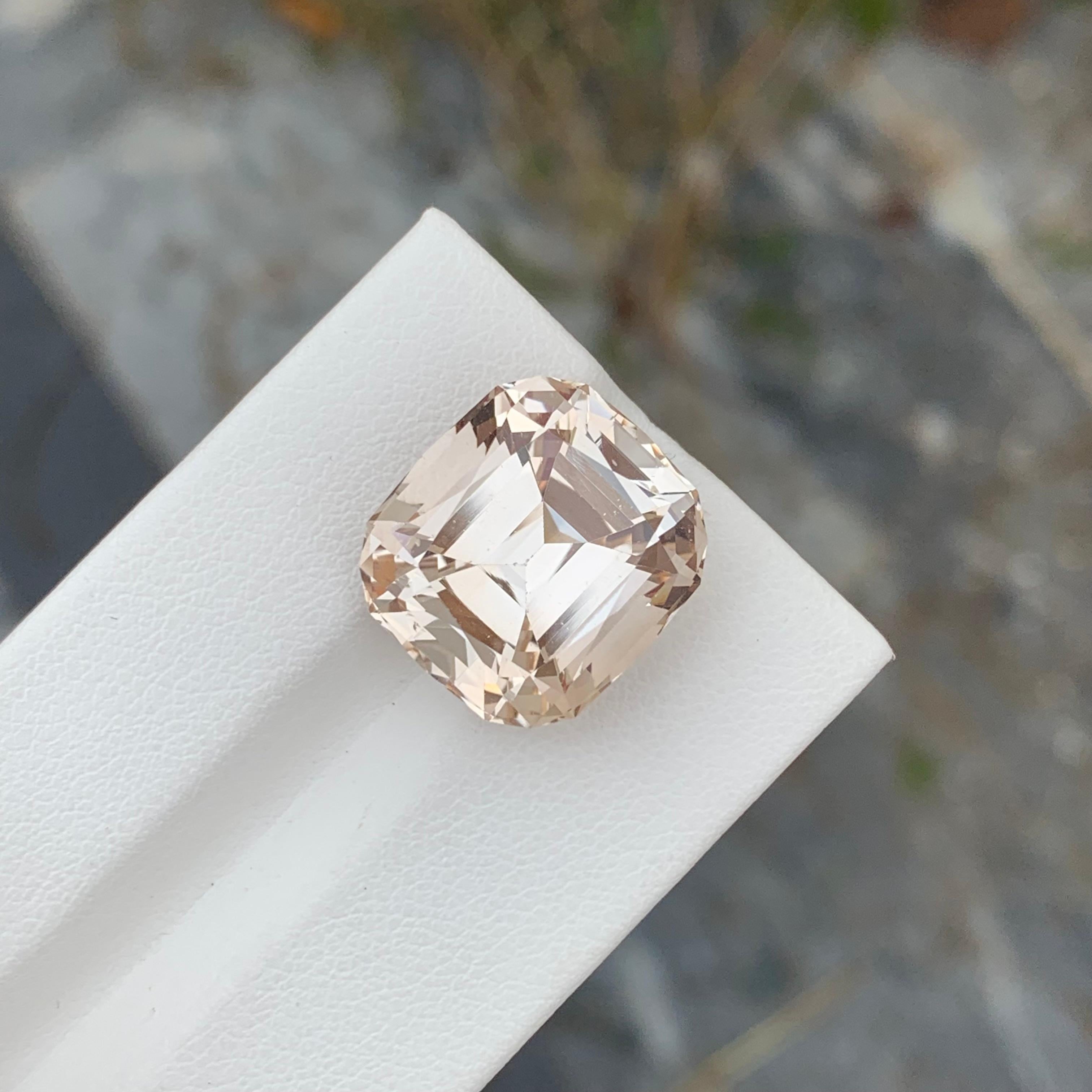 22.20 Carat Natural Loose Golden Topaz Cushion Shape Gem For Jewellery Making For Sale 6