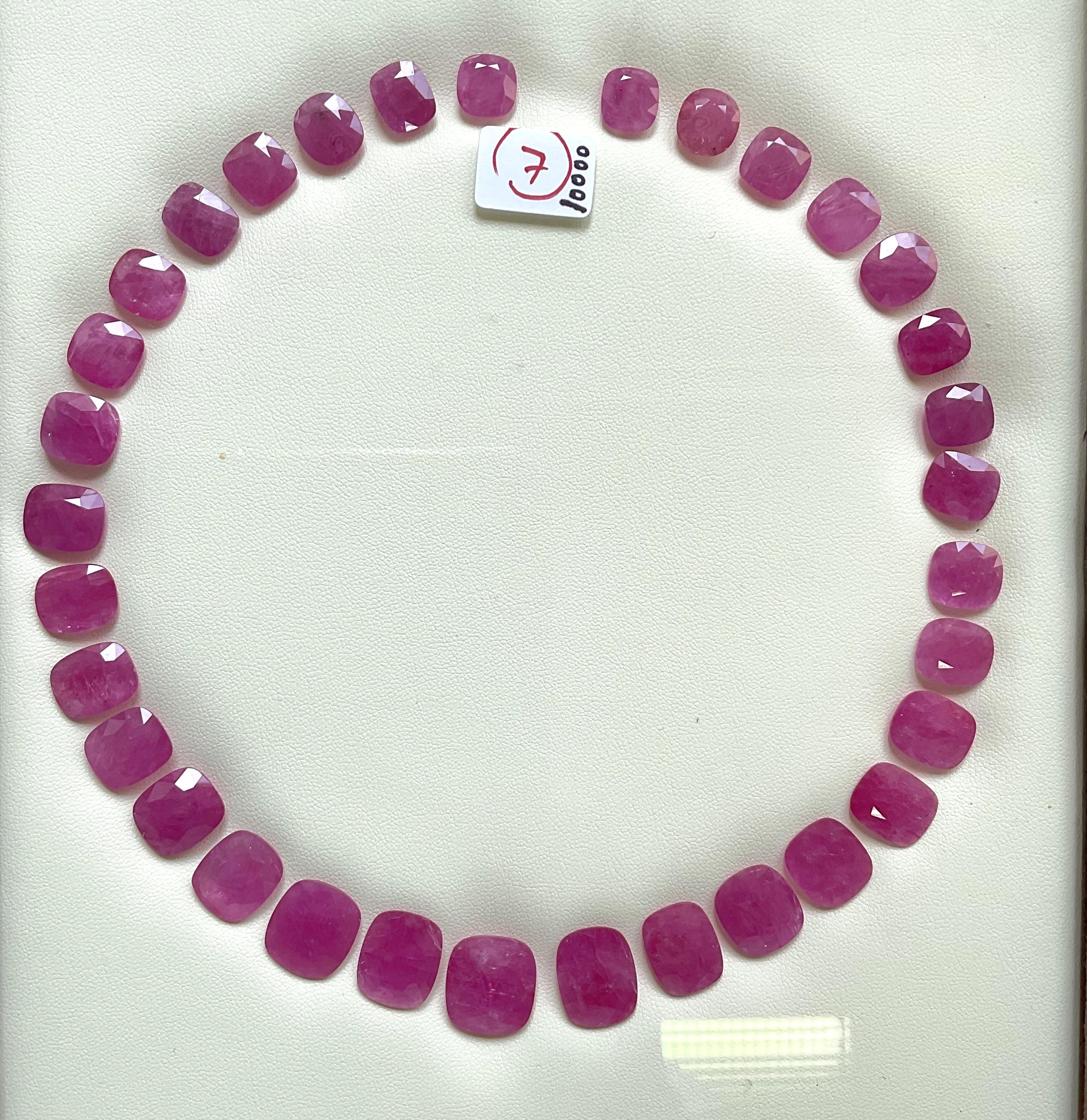 222,27 quilates rubí Mozambique piedra tallada cojín 33 Piezas disposición calentado natural

Peso: 222,27 quilates
Tamaño: de 9x9 a 15x14 MM
Forma: talla cojín
Piezas - 33
