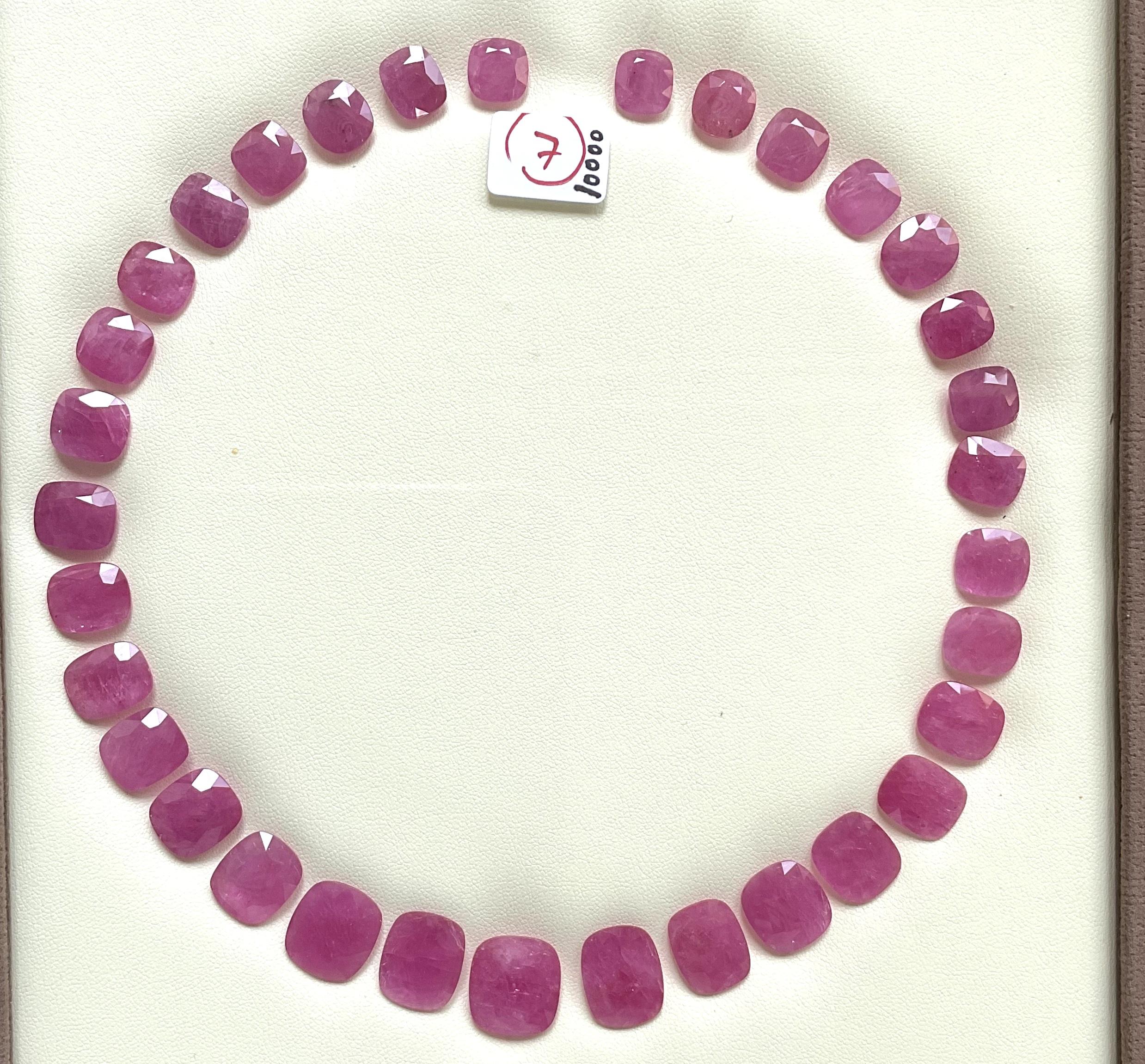 Femenino o masculino 222,27 quilates rubí Mozambique piedra tallada cojín 33 Piezas disposición calentado natural en venta