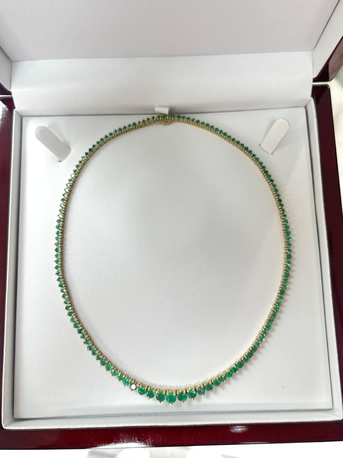 Round Cut 22.25tcw 14K Gold Round Emerald Tennis Necklace Graduating Medium Dark Green For Sale