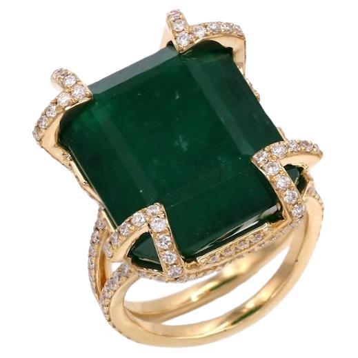 22.29 Ct Emerald Diamond 18K Yellow Gold Exclusive Ring For Sale