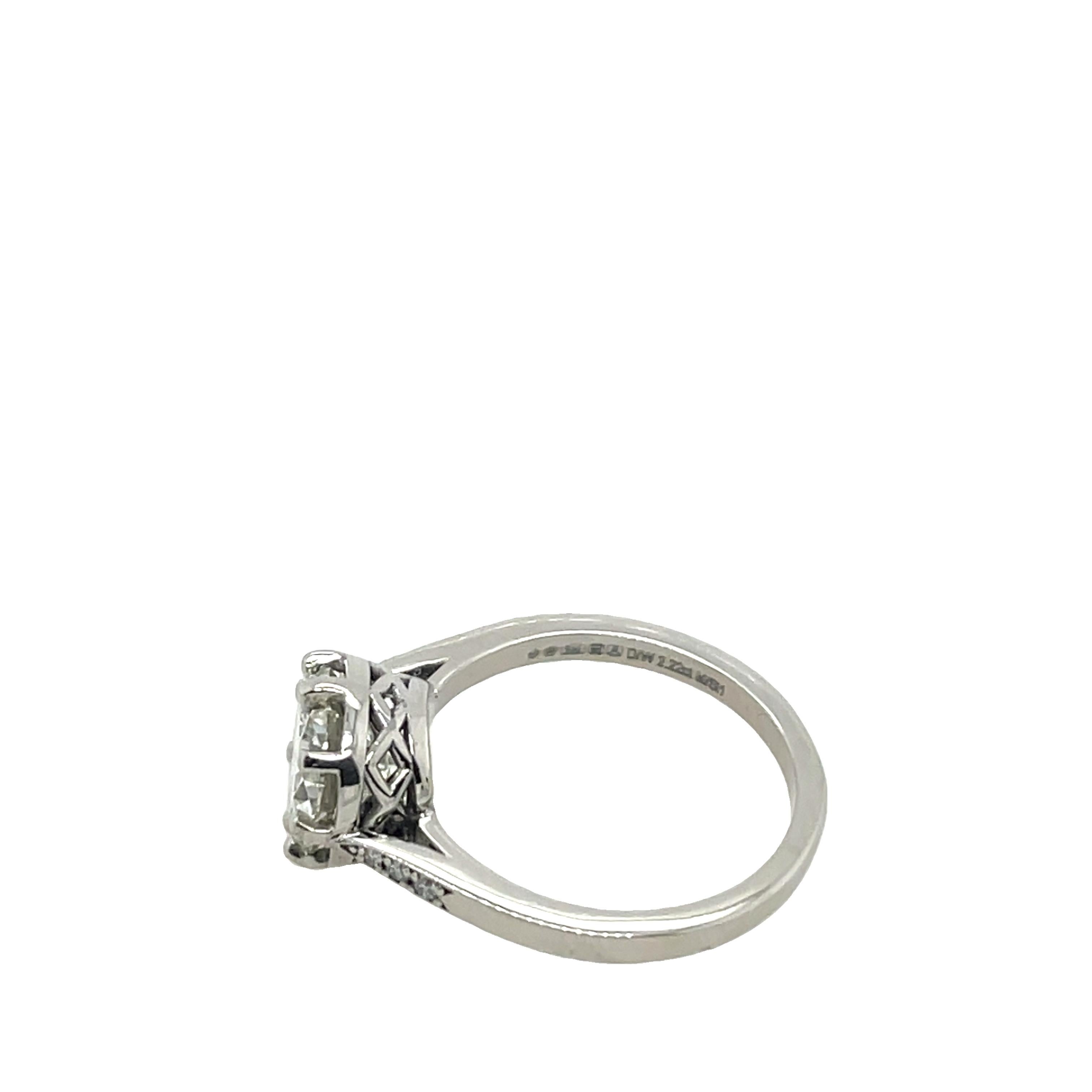 Anello con diamanti rotondi M/SI1 taglio vecchio da 2,22 carati, incastonati in platino in vendita 1