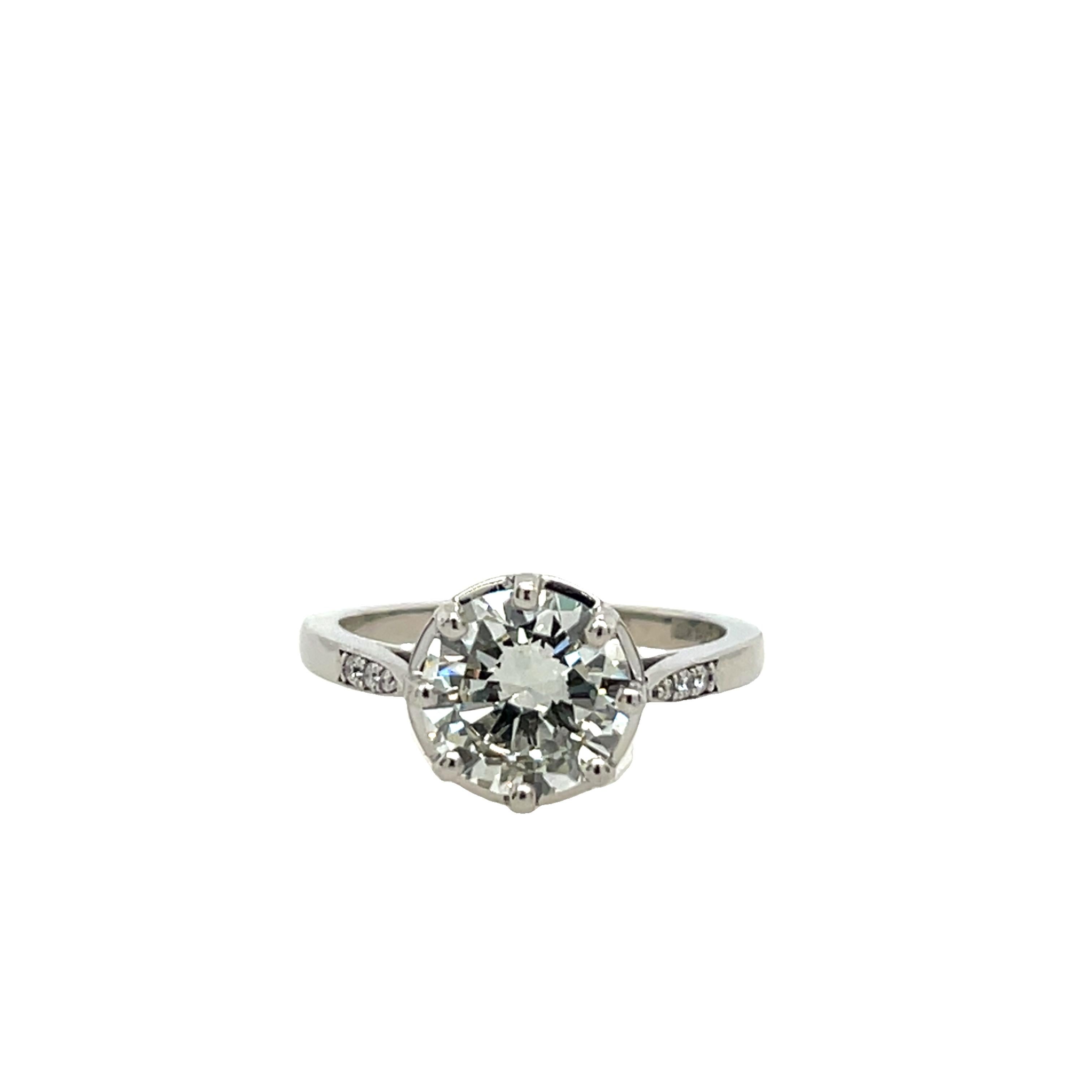 Anello con diamanti rotondi M/SI1 taglio vecchio da 2,22 carati, incastonati in platino in vendita 4