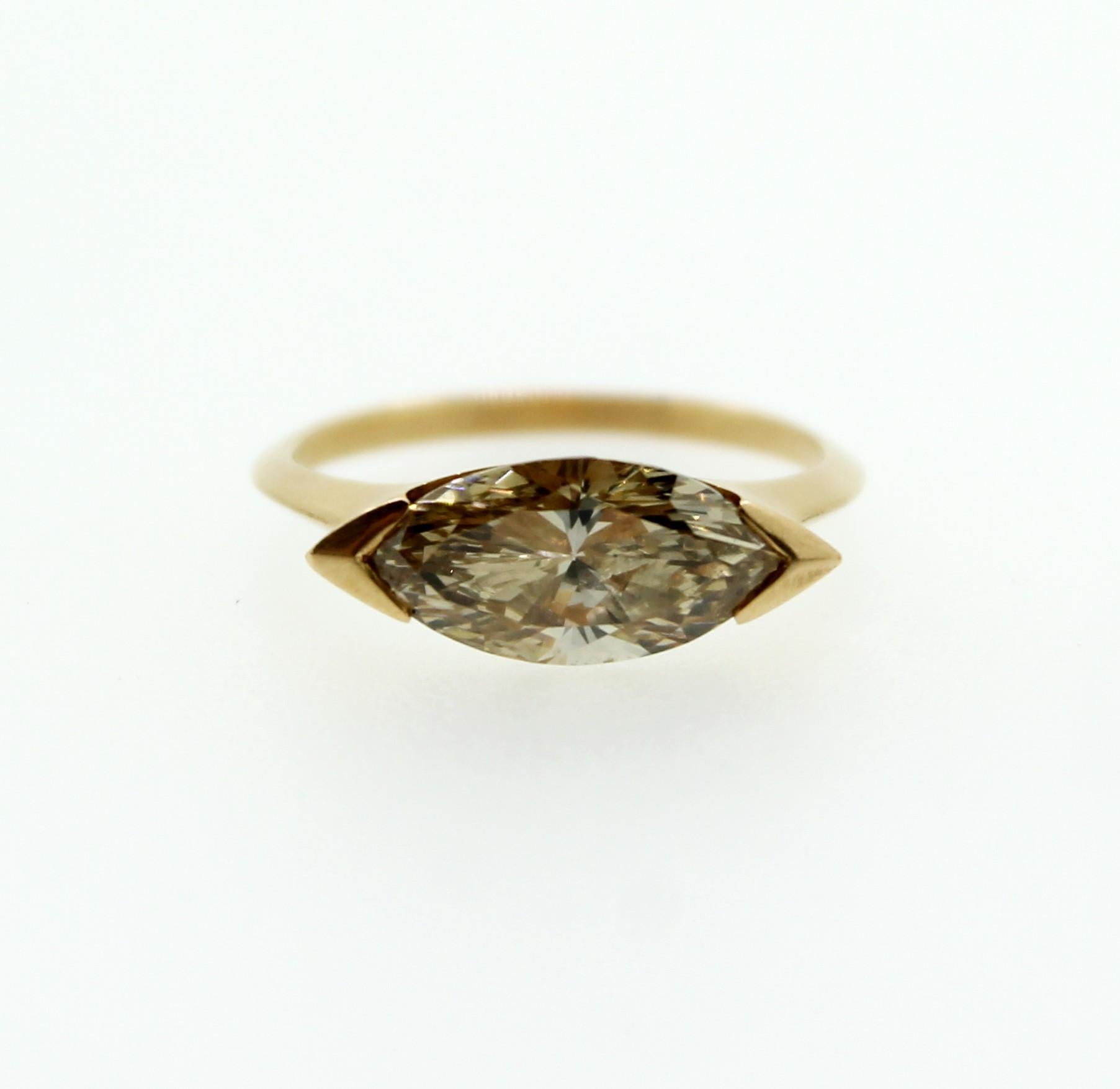 2.23 Carat Brown Marquise Diamond Rose Gold Cocktail Ring In New Condition For Sale In Milano, IT