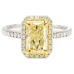2.23 Carat Light Yellow Radiant Cut Diamond VS2 with a whopping 1.55 Ratio 18k