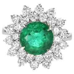 Bague en platine avec émeraude et diamant de 2,23 carats de taille ronde naturelle